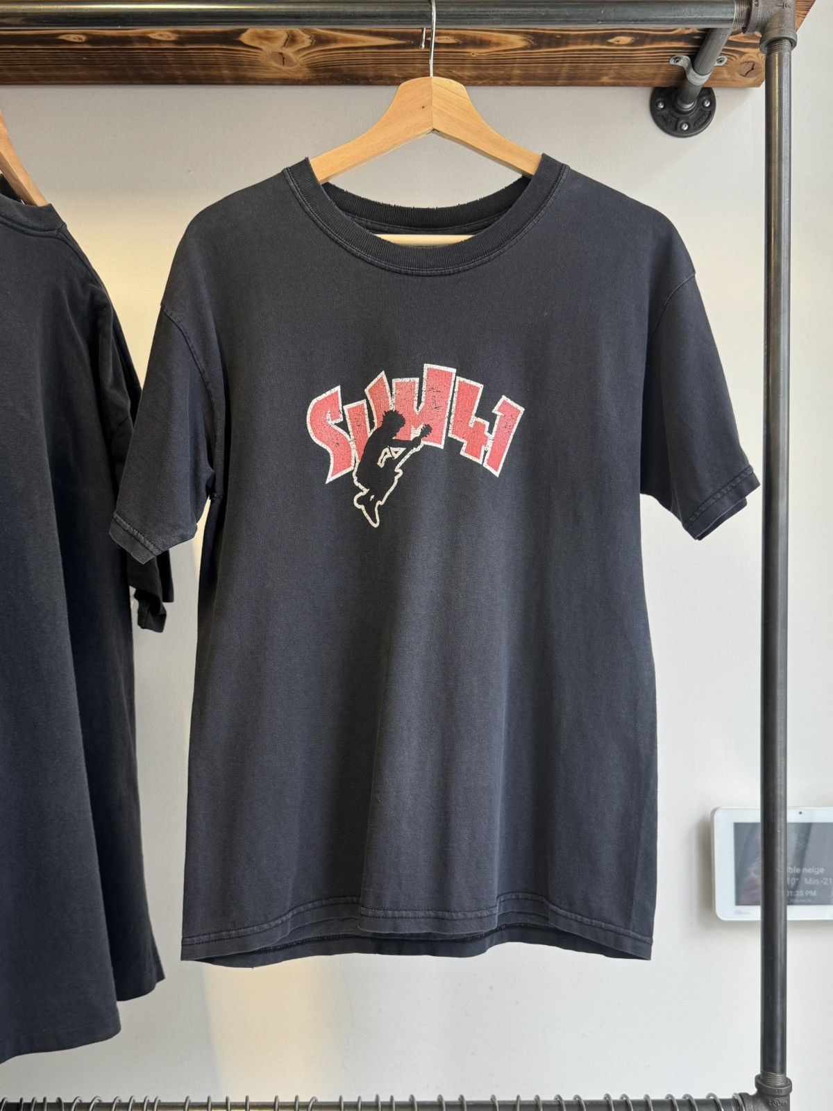 Band Tees Vintage 2000s Sum 41 “Sum Like It Loud“ T-shirt Size US L / EU 52-54 / 3 - 1 Thumbnail