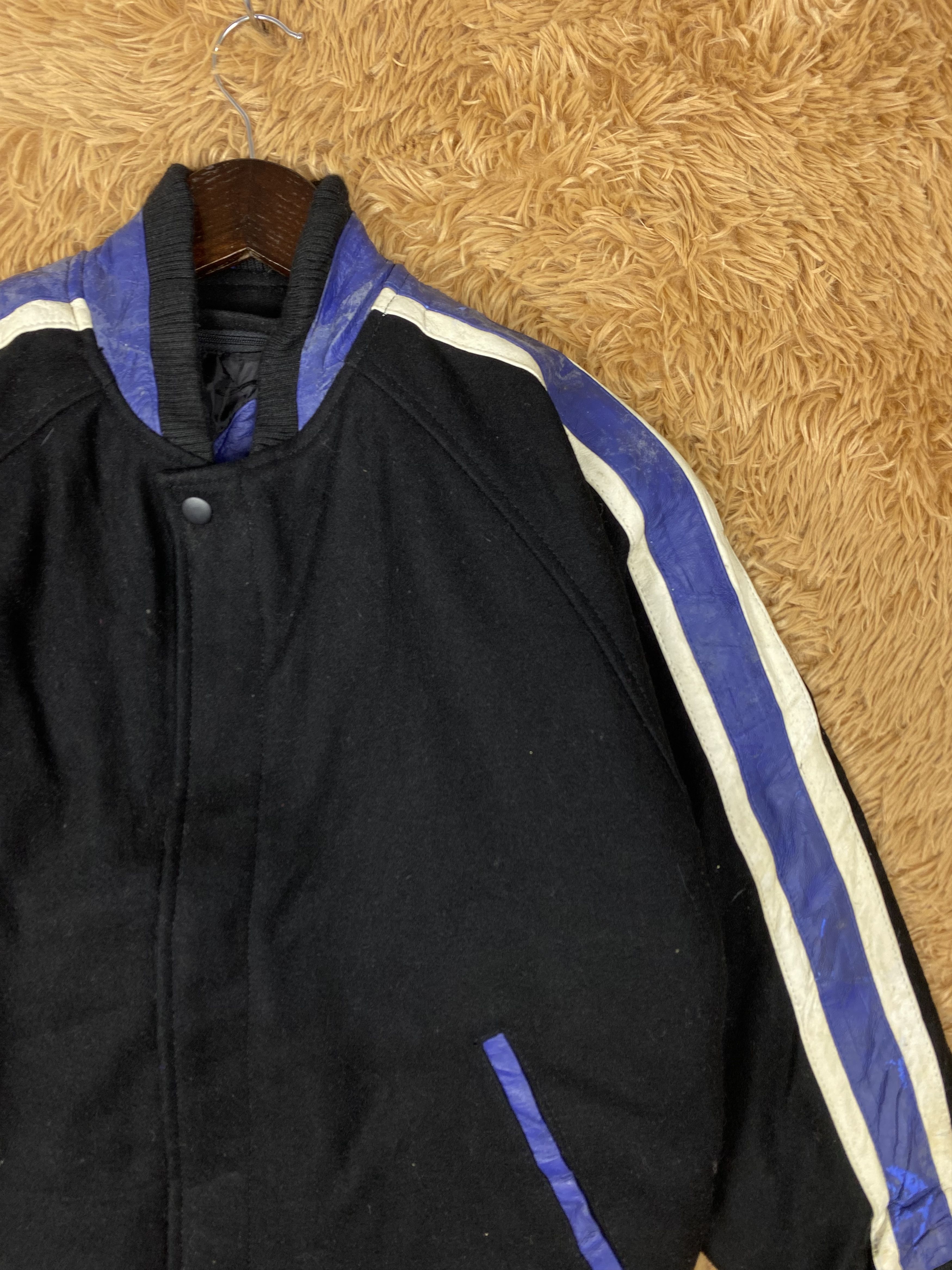 Japanese Brand Vintage Landmark Varsity Jacket DJ0398 Size US S / EU 44-46 / 1 - 3 Thumbnail