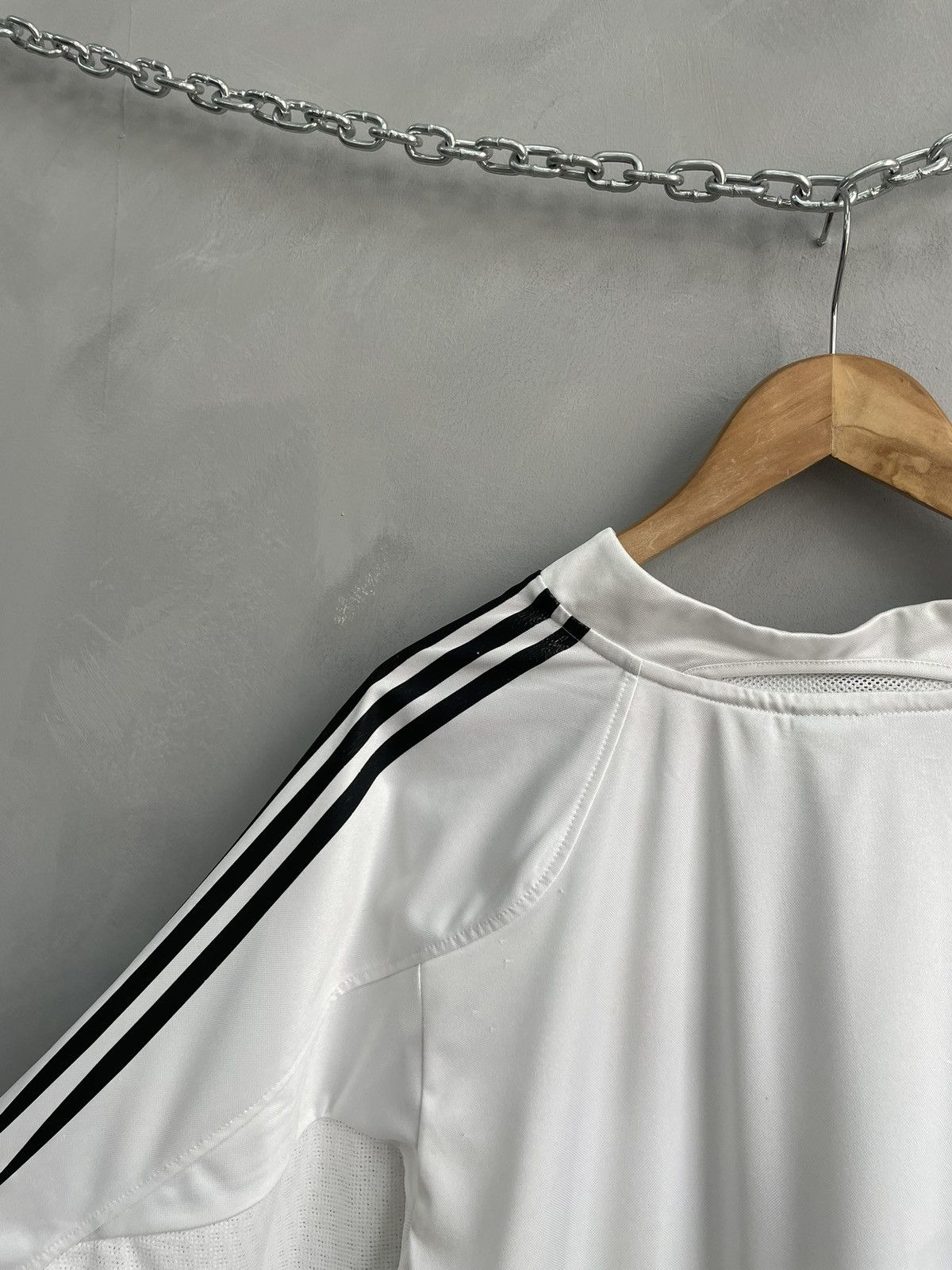 Adidas Fc real Madrid adidas 2000s blokecore football jersey Size US L / EU 52-54 / 3 - 10 Thumbnail