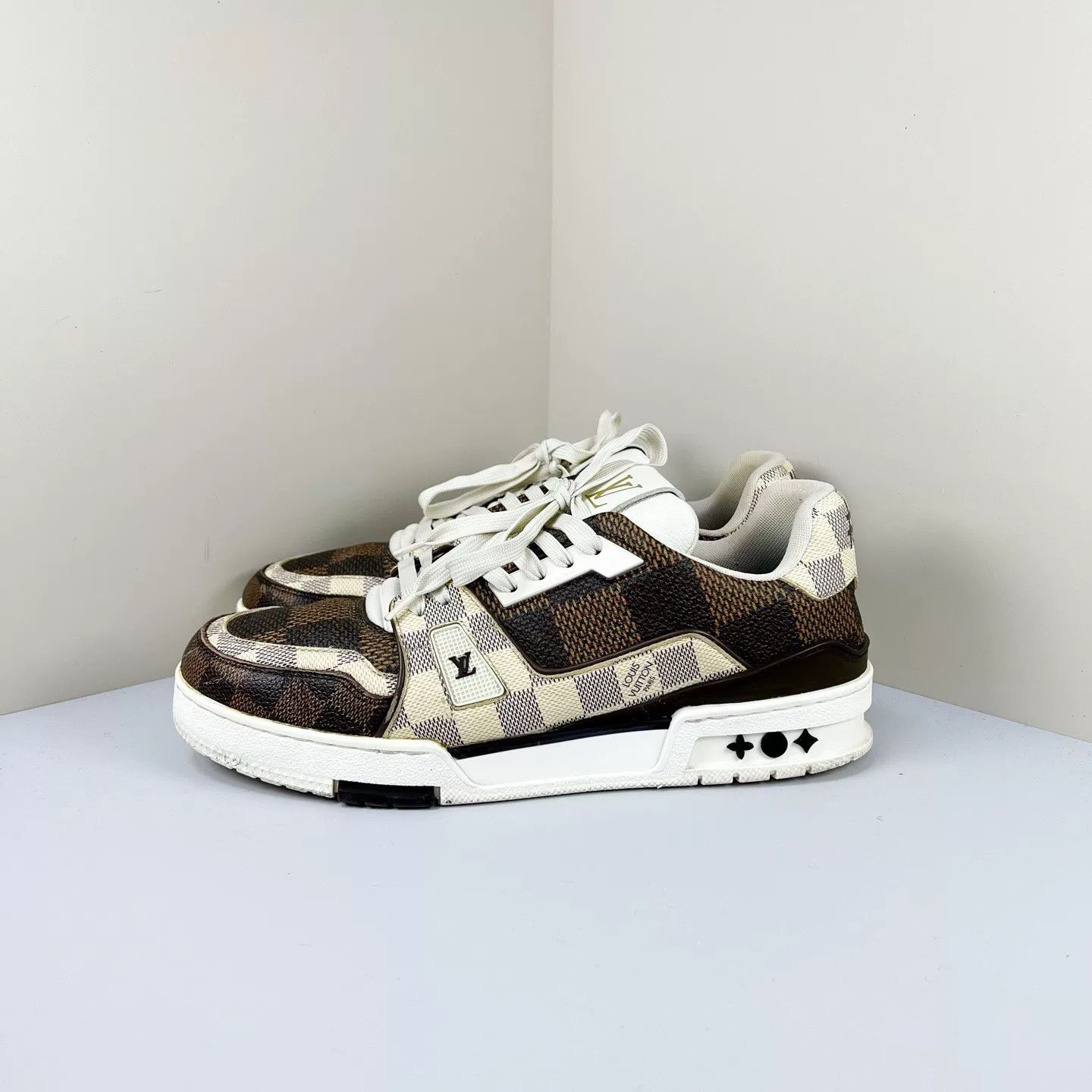 Louis Vuitton louis vuitton brown checkered trainer sneakers Size US 8.5 / EU 41-42 - 1 Thumbnail