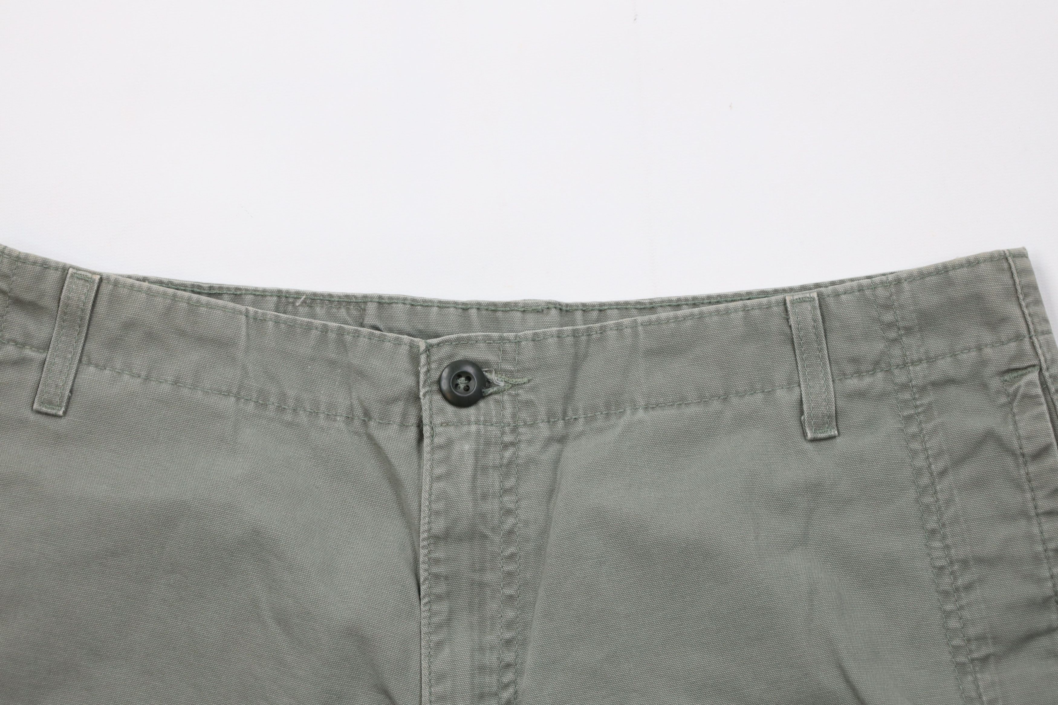 Levi's Vintage 90s Levis Heavyweight Cargo Shorts Green Cotton Size US 34 / EU 50 - 2 Thumbnail
