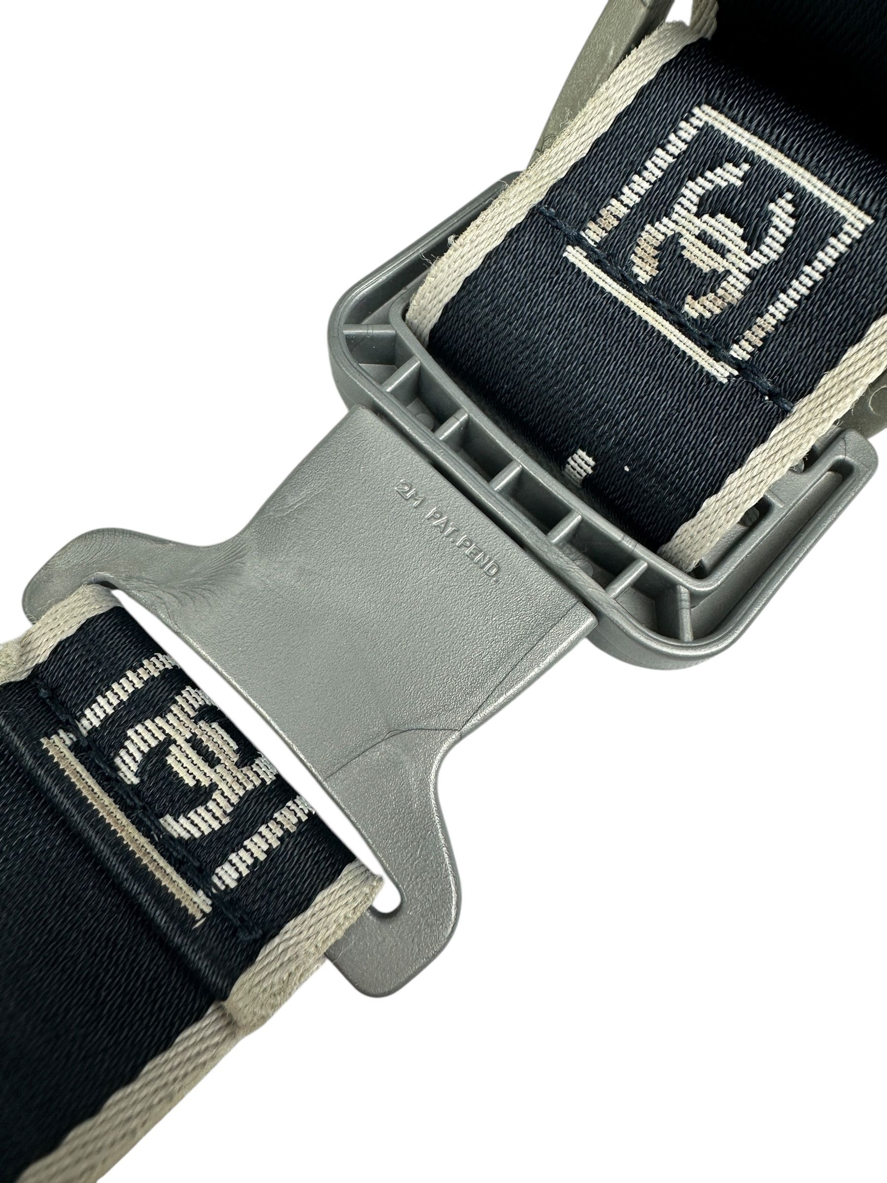Chanel 2000s Chanel Sport Waist Bag / Fanny Pack Size ONE SIZE - 11 Thumbnail