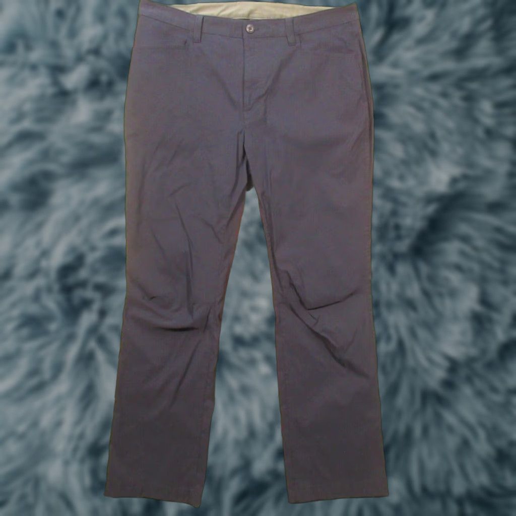 Eddie Bauer Eddie Bauer Pants Mens 36x32 Navy Lightweight Microfiber Outdoor Hiking Stretch Chino Casual Zip Pockets Slashed Straight Front Regular Mens Size US 36 / EU 52 - 1 Thumbnail
