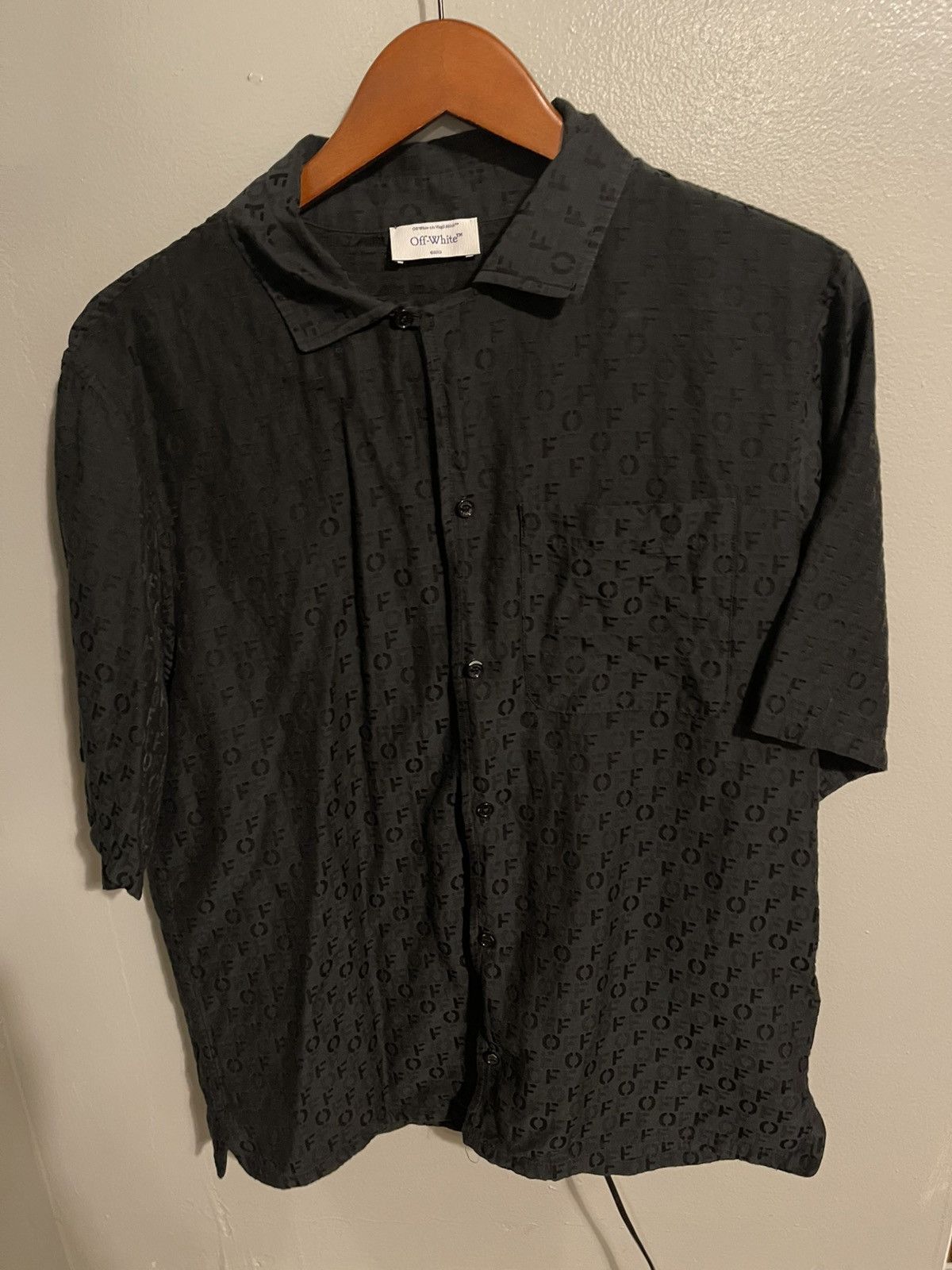 Off-White × Virgil Abloh OFF-WHITE LOGO JACQUARD CAMP COLLAR TEXTURED SHIRT SIZE L Size US L / EU 52-54 / 3 - 1 Thumbnail
