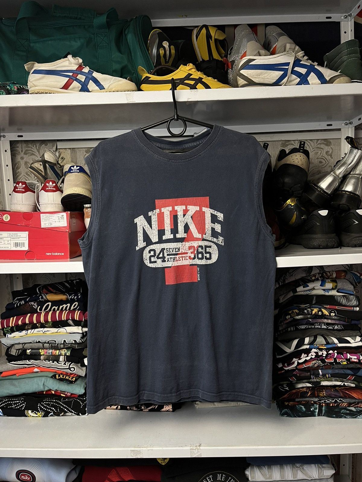 Nike Rare NIKE Tee Y2K T-Shirt Graphic Vintage 90s Size US M / EU 48-50 / 2 - 1 Thumbnail
