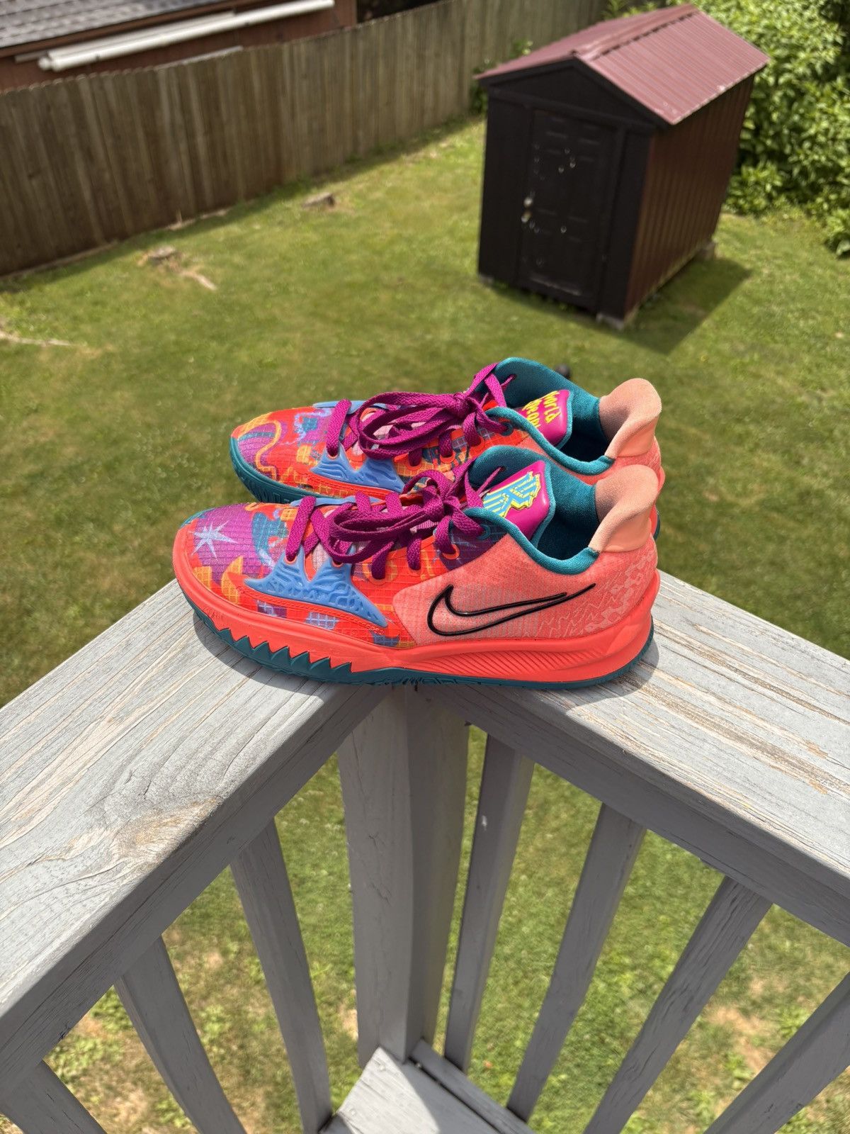 Nike Kyrie low 4 1 world 1 people Size US 8 / EU 41 - 3 Thumbnail