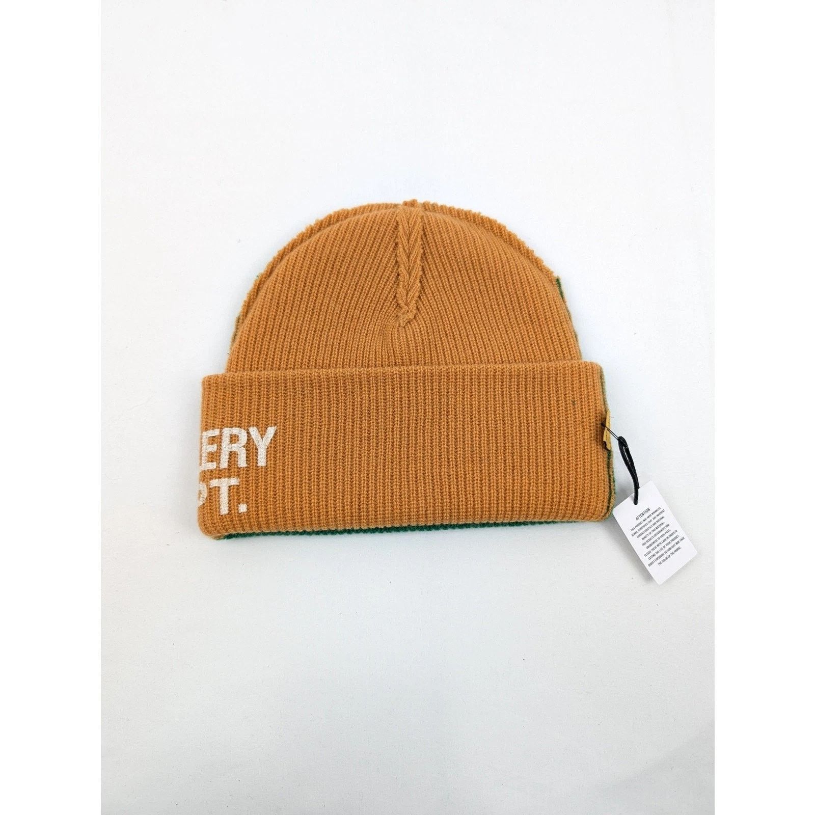 Gallery Dept. o1rshd1 Q:+207 / Size: OS / Beanie Cap / Hat in Green/Orange Size ONE SIZE - 3 Thumbnail