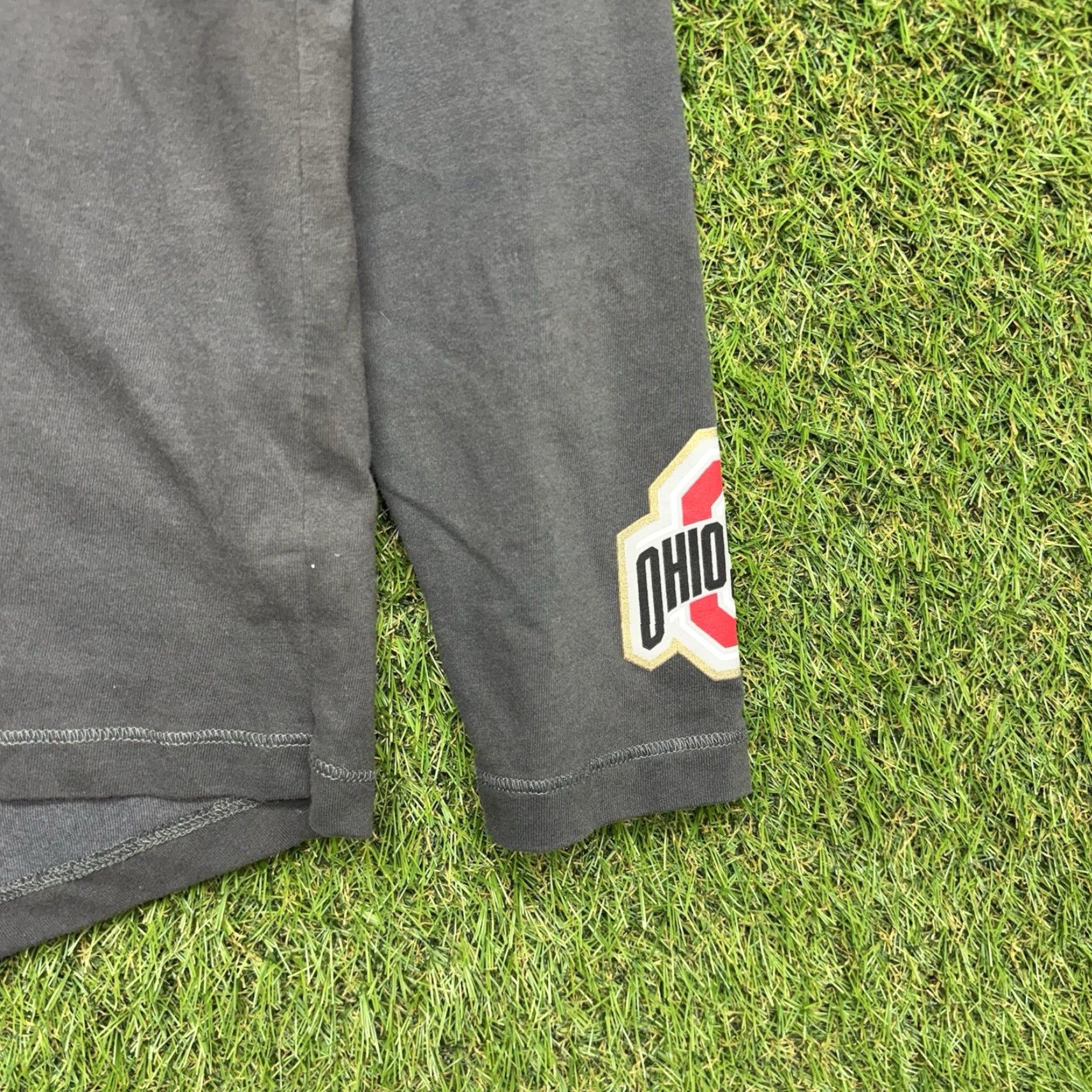 Nike Nike Shirt Mens Dri-FIT Hoodie Long Sleeve Football Gray MD Size US M / EU 48-50 / 2 - 3 Thumbnail