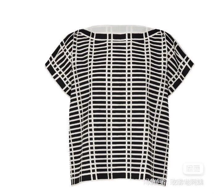 Issey Miyake Issey Miyake Black and white top Size S / US 4 / IT 40 - 1 Thumbnail