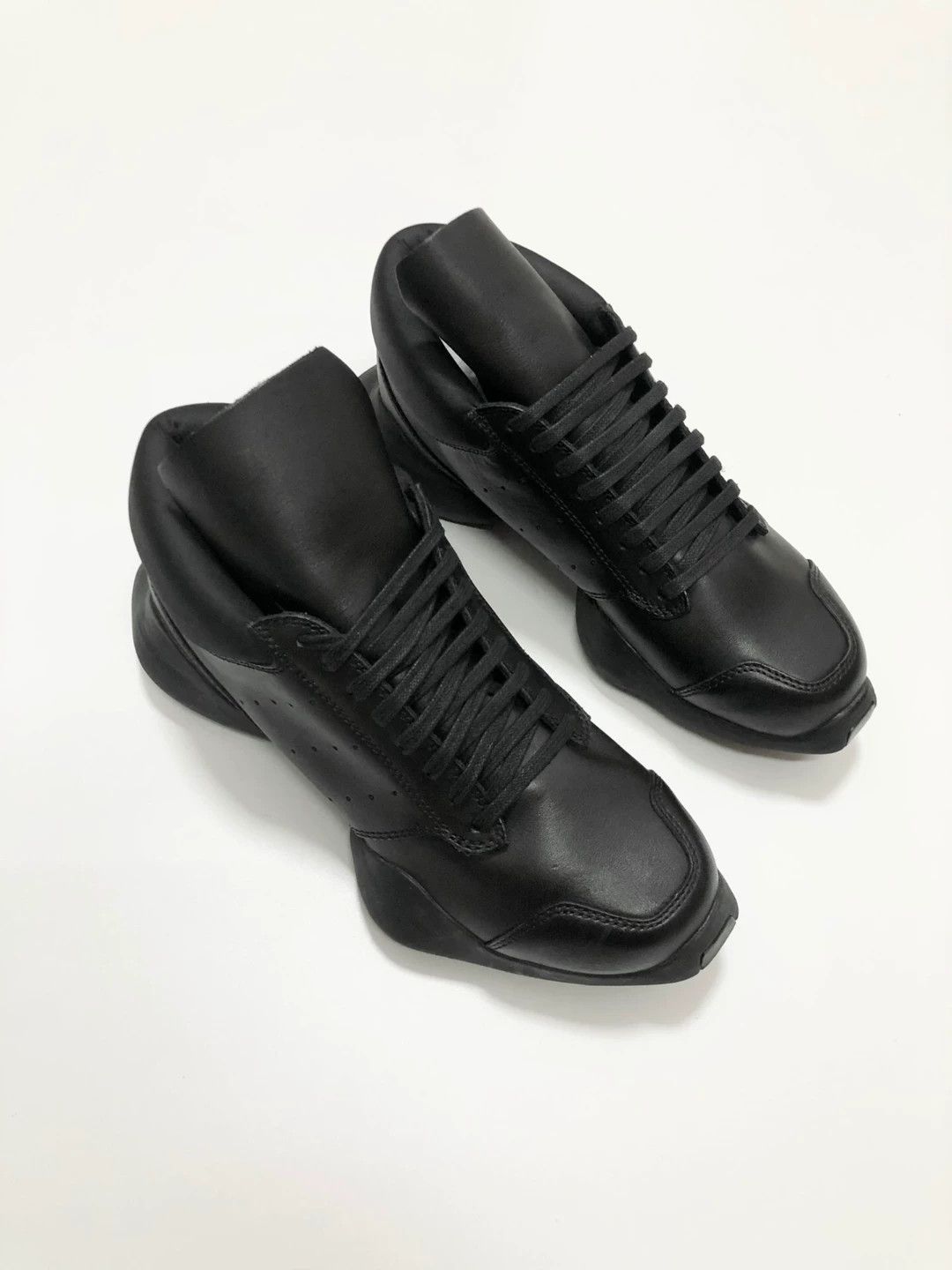 Rick Owens Rick Owens Black Low-Top Sneakers Size 39 Size US 6 / EU 39 - 1 Thumbnail
