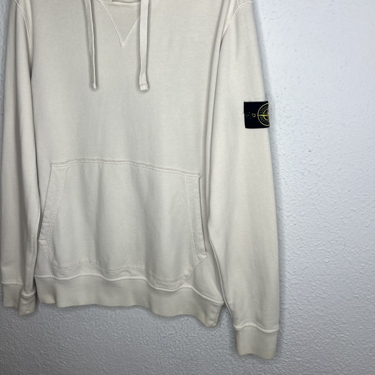 Stone Island Stone Island Hoodie Sweatshirt Hooded Beige Badge Logo Size US XL / EU 56 / 4 - 3 Thumbnail