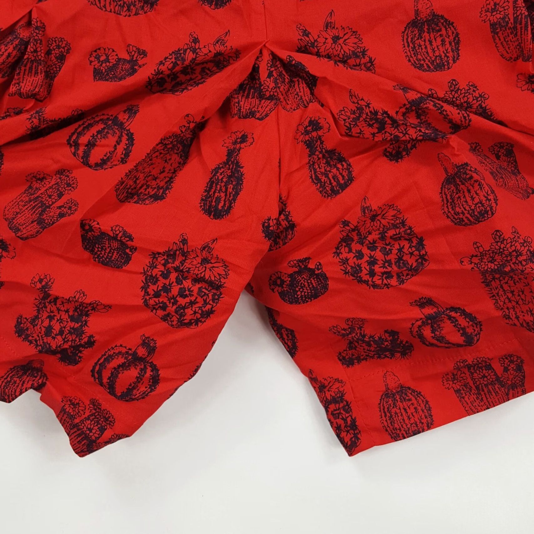 Vintage VINTAGE Como Golf Red Cactus Print Paperbag Shorts Womens Size 4 Outdoor Relaxed Size 27" / US 4 / IT 40 - 4 Thumbnail