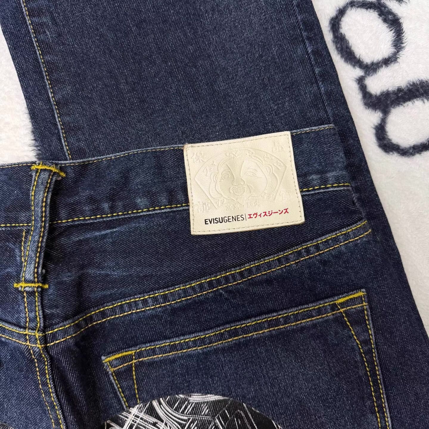 Evisu Evisu Black & White Graffiti M Jeans Q10 Size US 34 / EU 50 - 2 Thumbnail