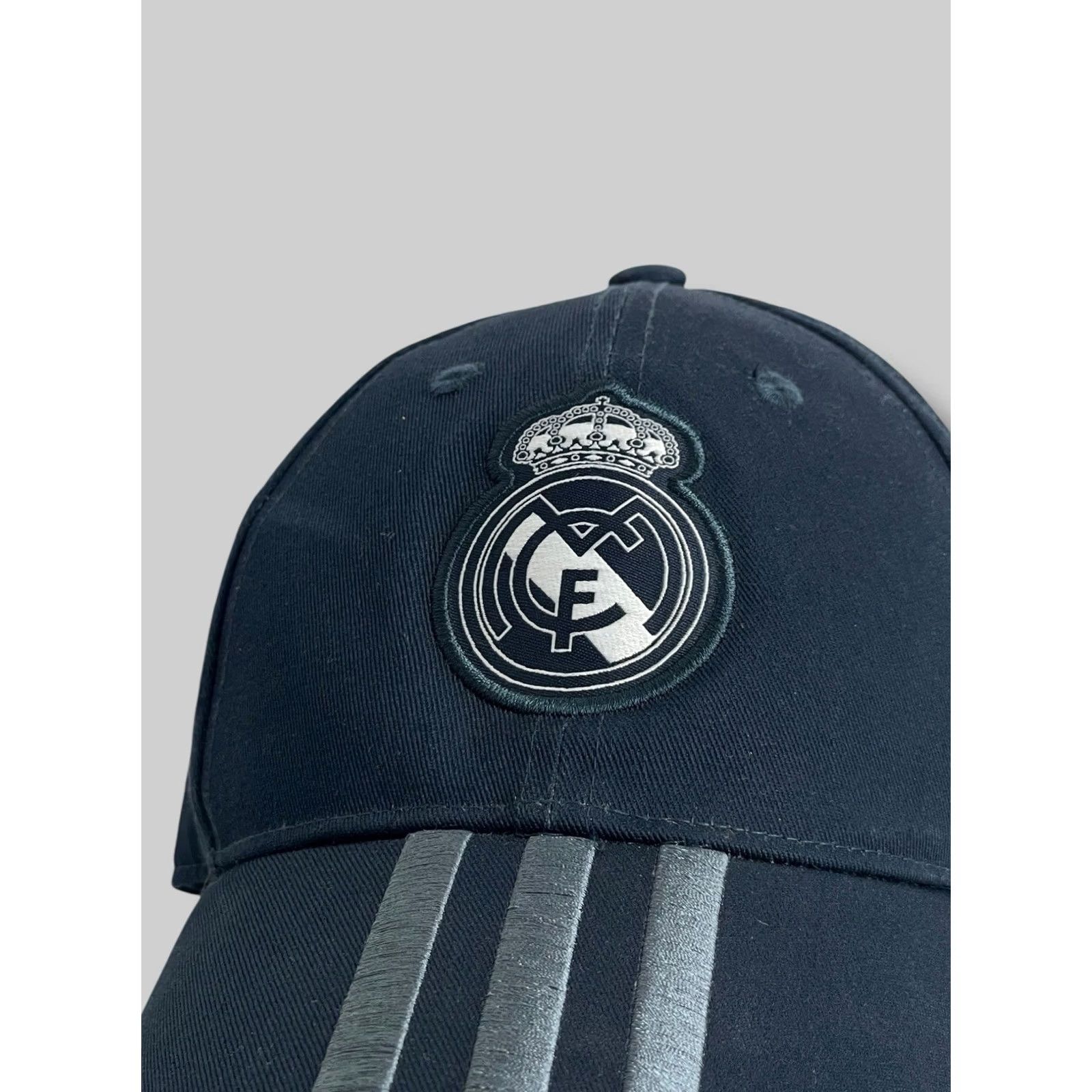 Adidas Adidas Real Madrid 3 Stripes Baseball Cap Men One Size Navy Blue Striped Classic Sports Casual Cap Size ONE SIZE - 3 Thumbnail