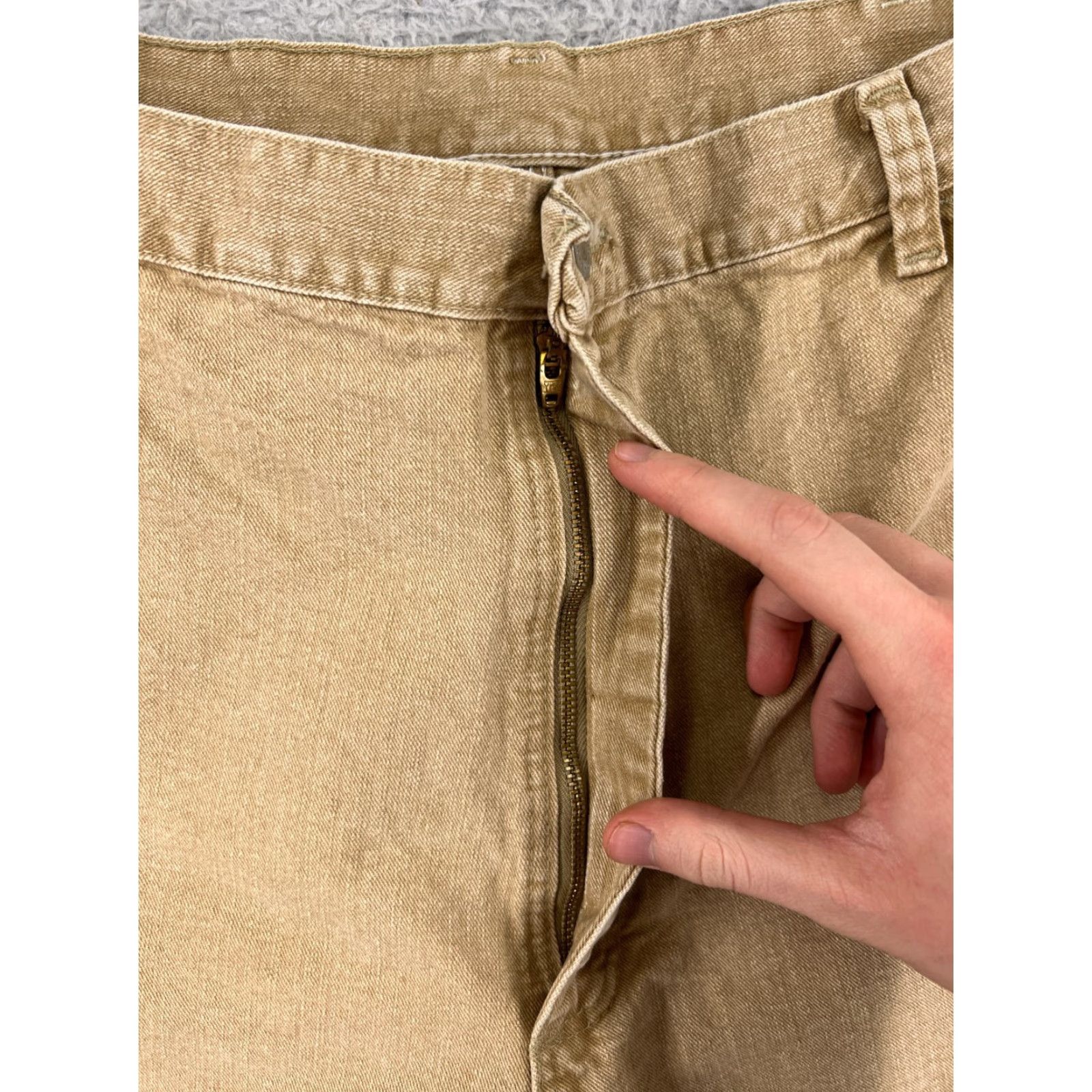 Wrangler Wrangler Shorts Mens 38 Beige Cotton Blend Pocket Cargo Pocket Chino Casual Outdoor 90s Theme Vintage No Size US 38 / EU 54 - 7 Thumbnail