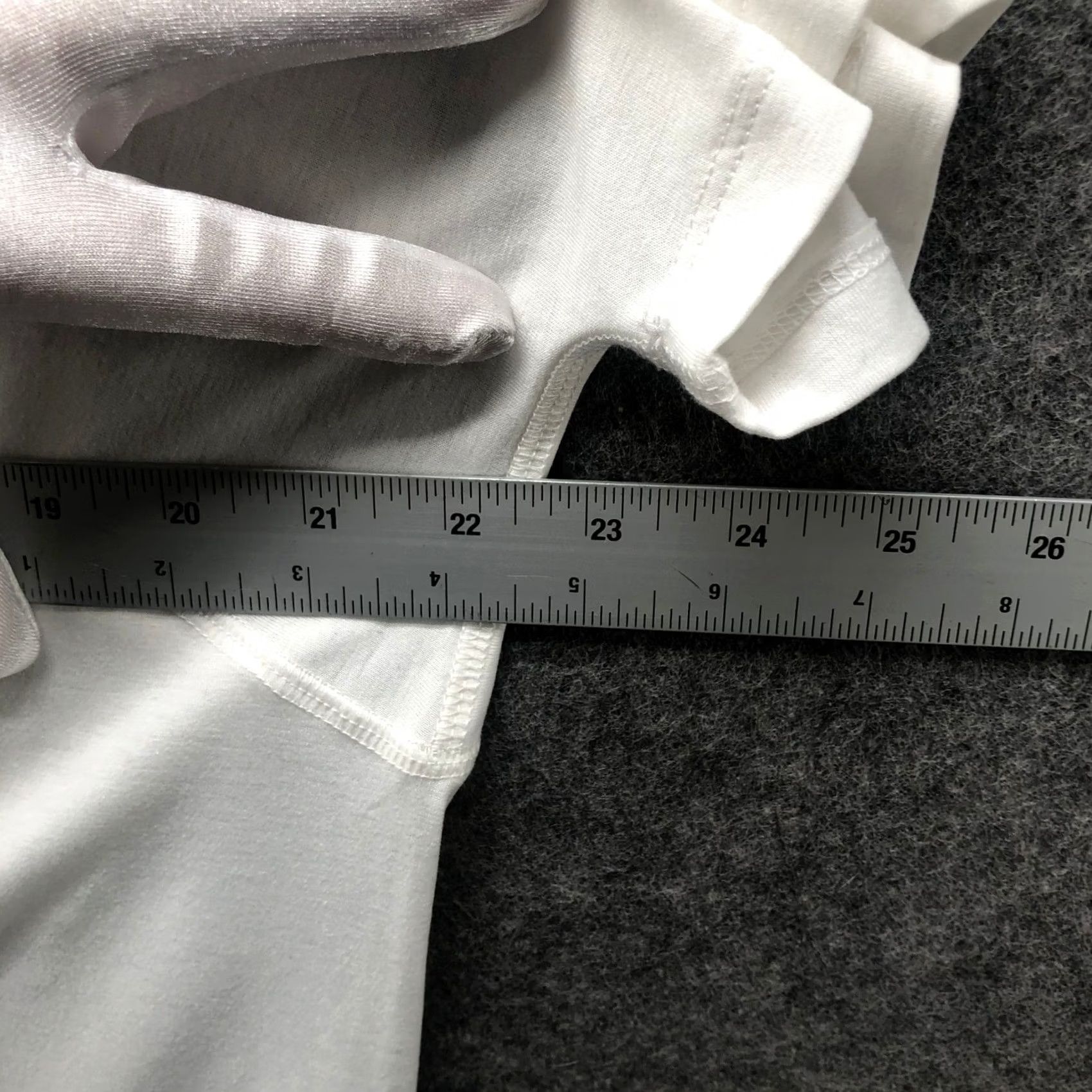 Lou & Grey Lou & Grey Shirt Womens S White Oversized Short Sleeve Crewneck Active Crew Size S / US 4 / IT 40 - 7 Thumbnail