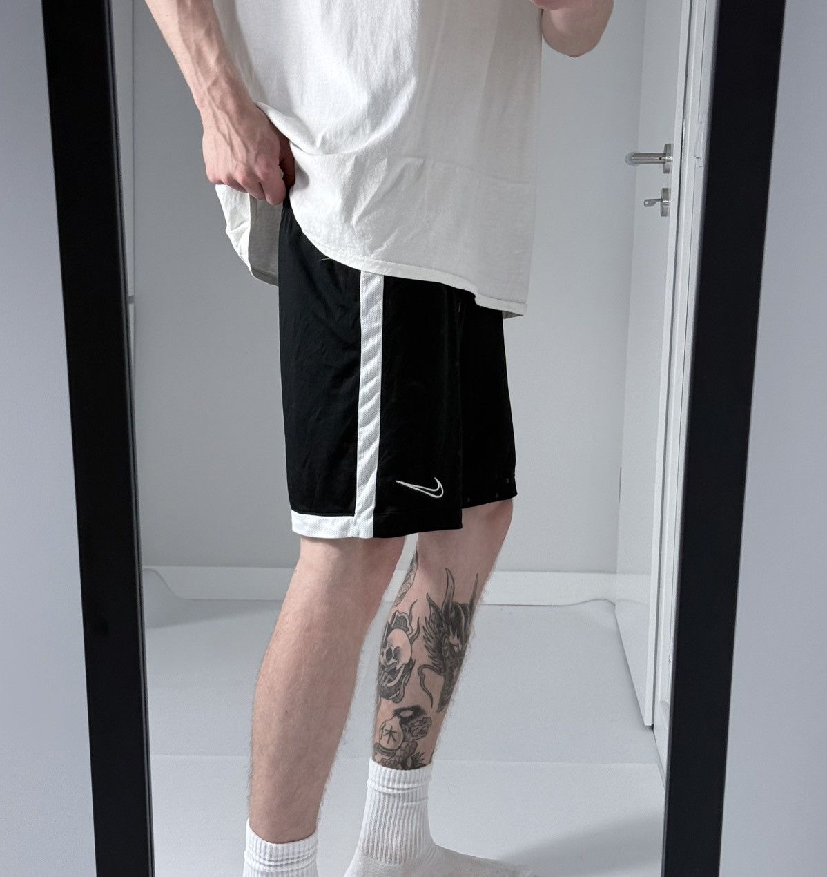 Other Vintage Nike Y2K streetwear sportswear shorts Size US 30 / EU 46 - 4 Thumbnail