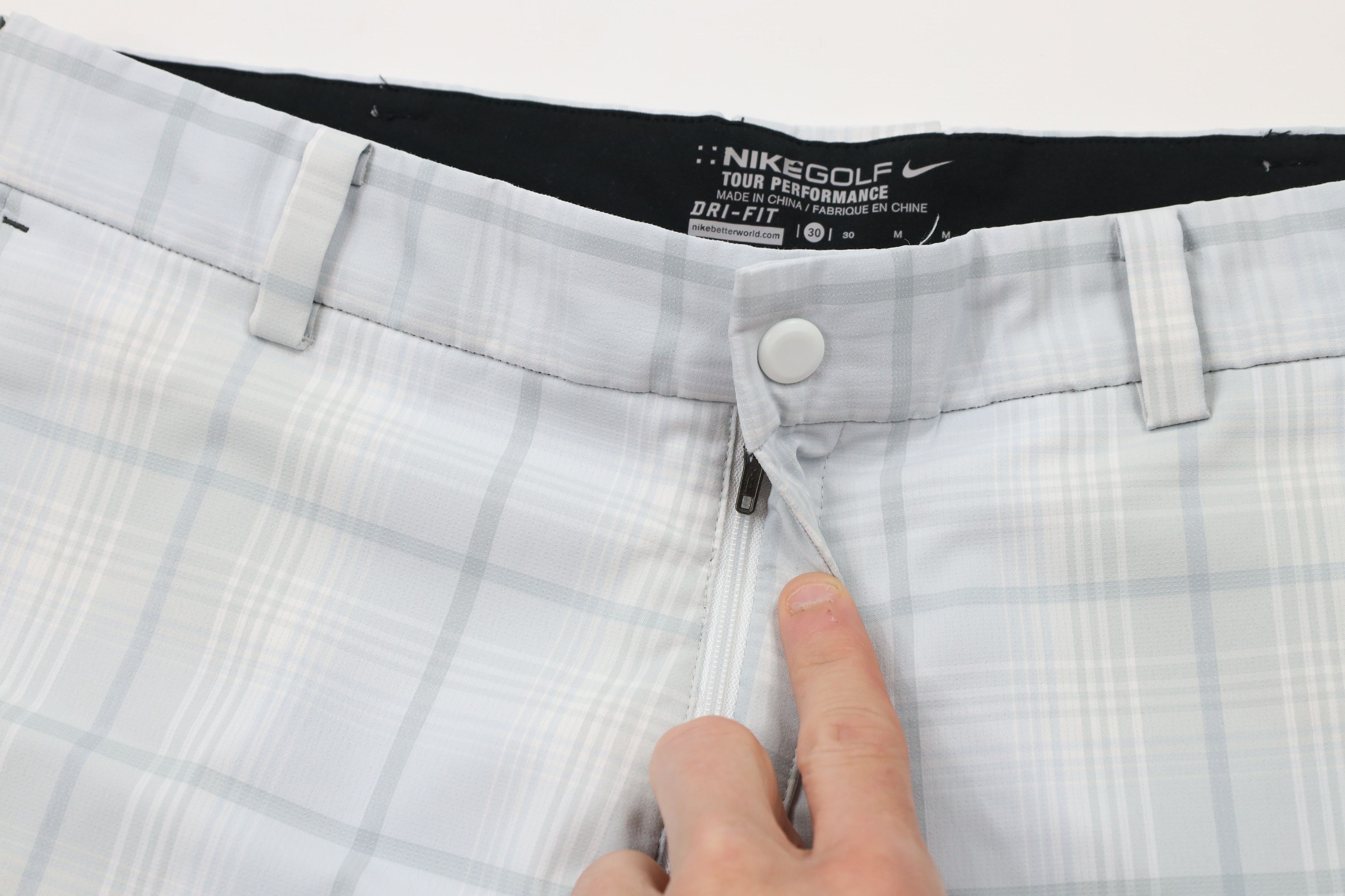 Nike × Vintage Nike Golf Tour Performance Golfing Chino Shorts Plaid Size US 30 / EU 46 - 5 Thumbnail