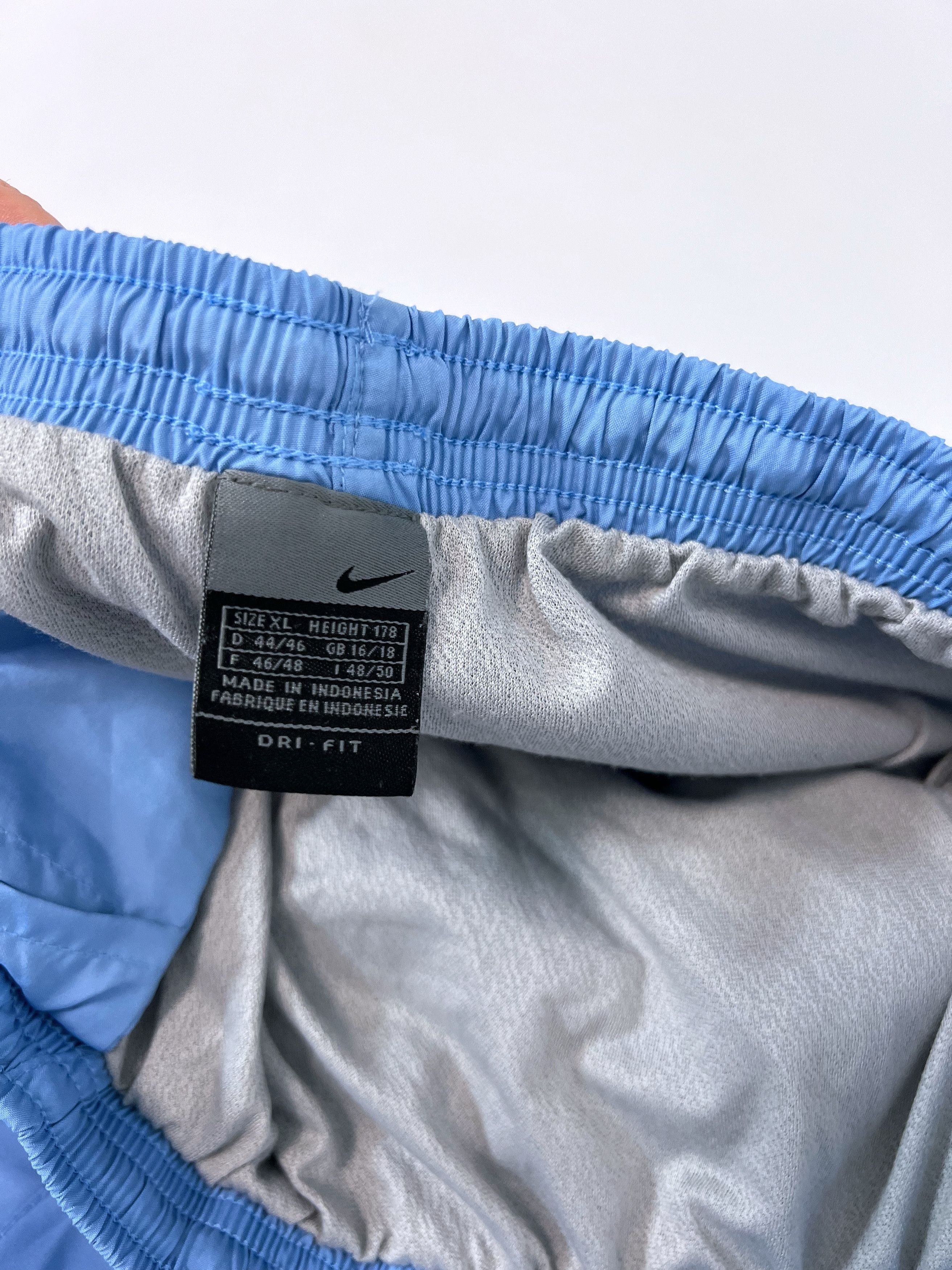 Nike Nike vintage shorts Size US 34 / EU 50 - 5 Thumbnail