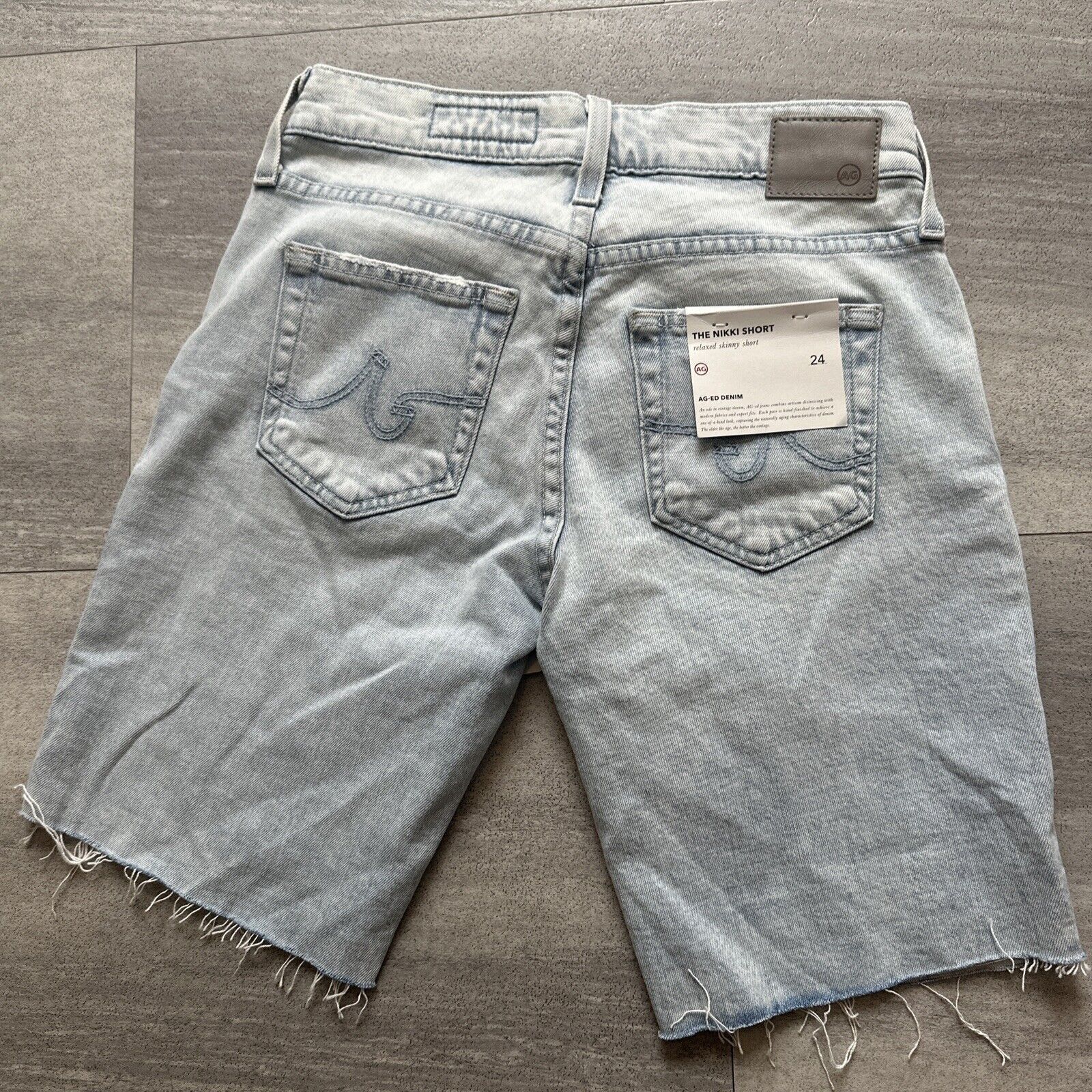 AG Adriano Goldschmied AG Adriano Goldschmied Relaxed Skinny The Nikki Shorts 24R Size 24" / US 00 / IT 34 - 4 Thumbnail