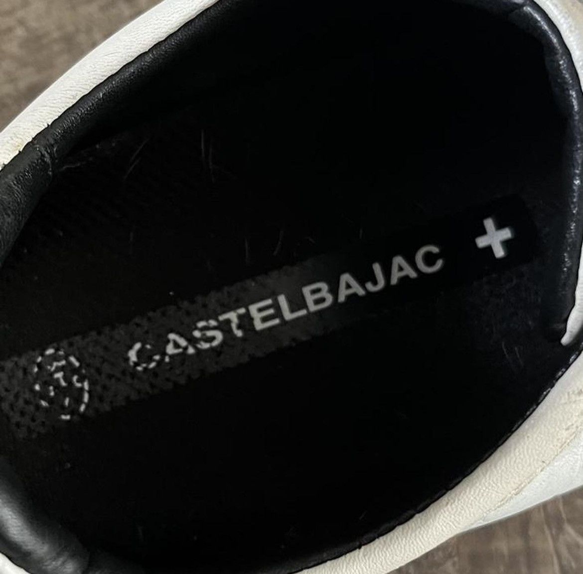 Jean Charles De Castelbajac Vintage Archive Castelbajac Low Top Leather Shark Shoes Size US 7.5 / EU 40-41 - 6 Thumbnail
