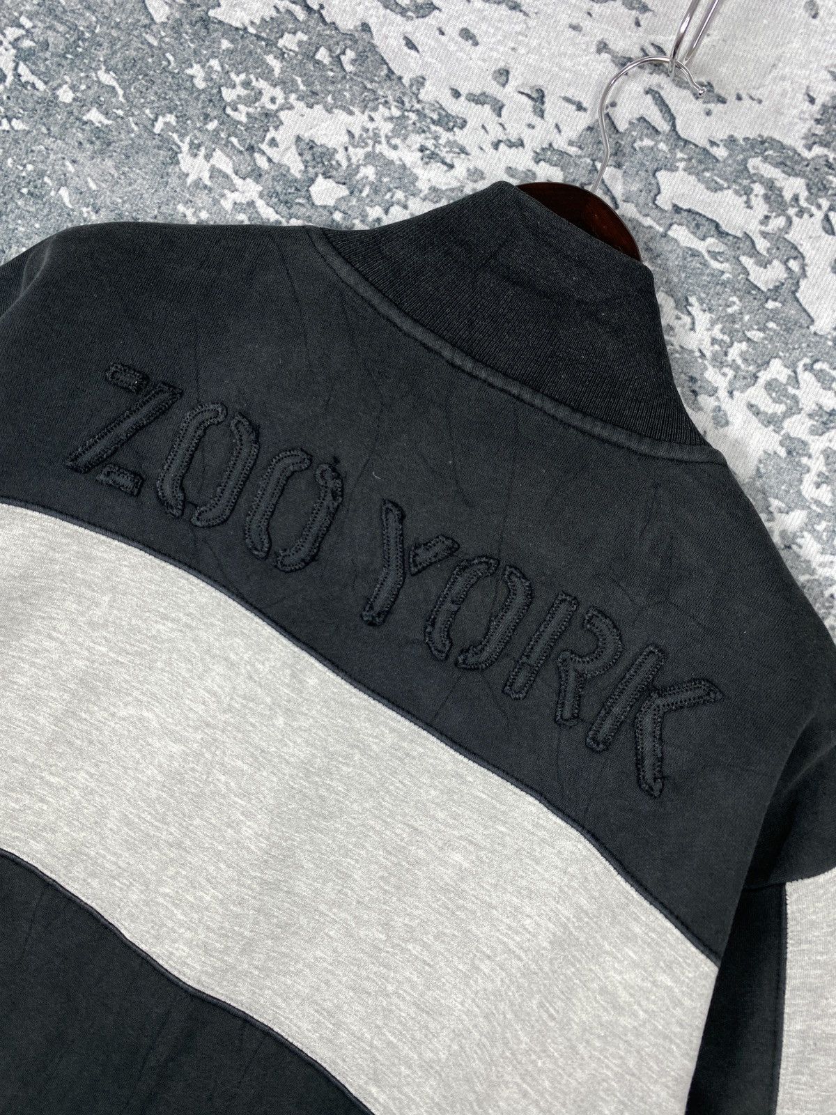 Vintage Vintage Zoo York Zip Up Sweatshirts Size US XL / EU 56 / 4 - 9 Thumbnail
