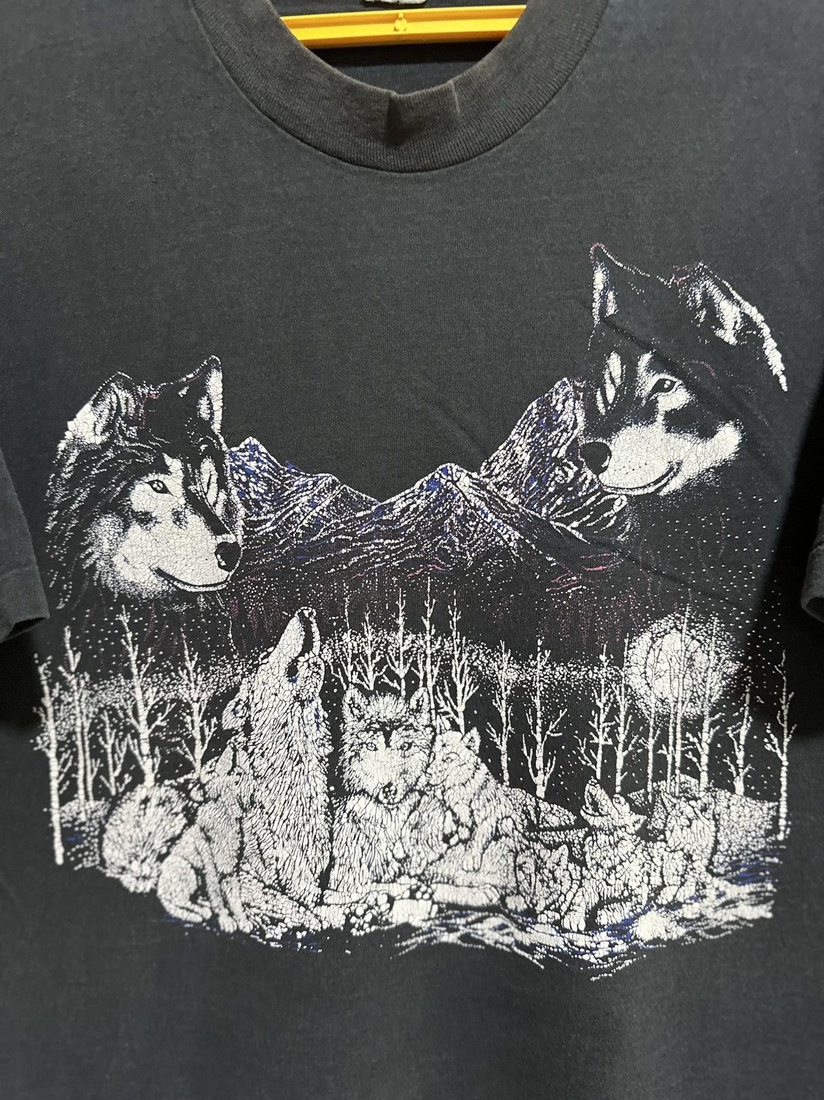 Habitat × Vintage Vintage 90s Wolves In the Scenes Faded Tee Size US XL / EU 56 / 4 - 2 Thumbnail
