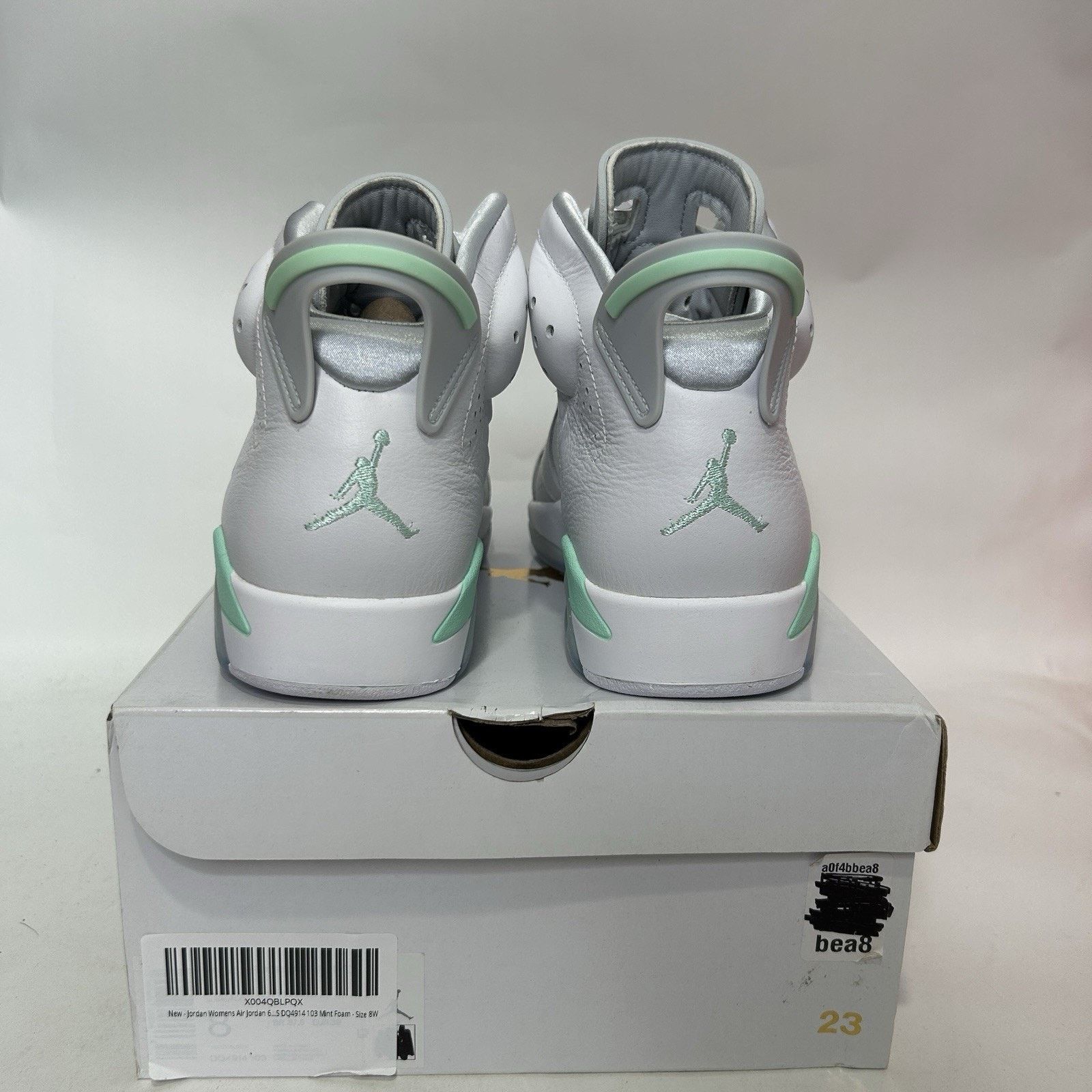 Jordan Brand Nike Air Jordan 6 Retro WMNS “Mint Foam” Size US 8 / IT 38 - 4 Thumbnail