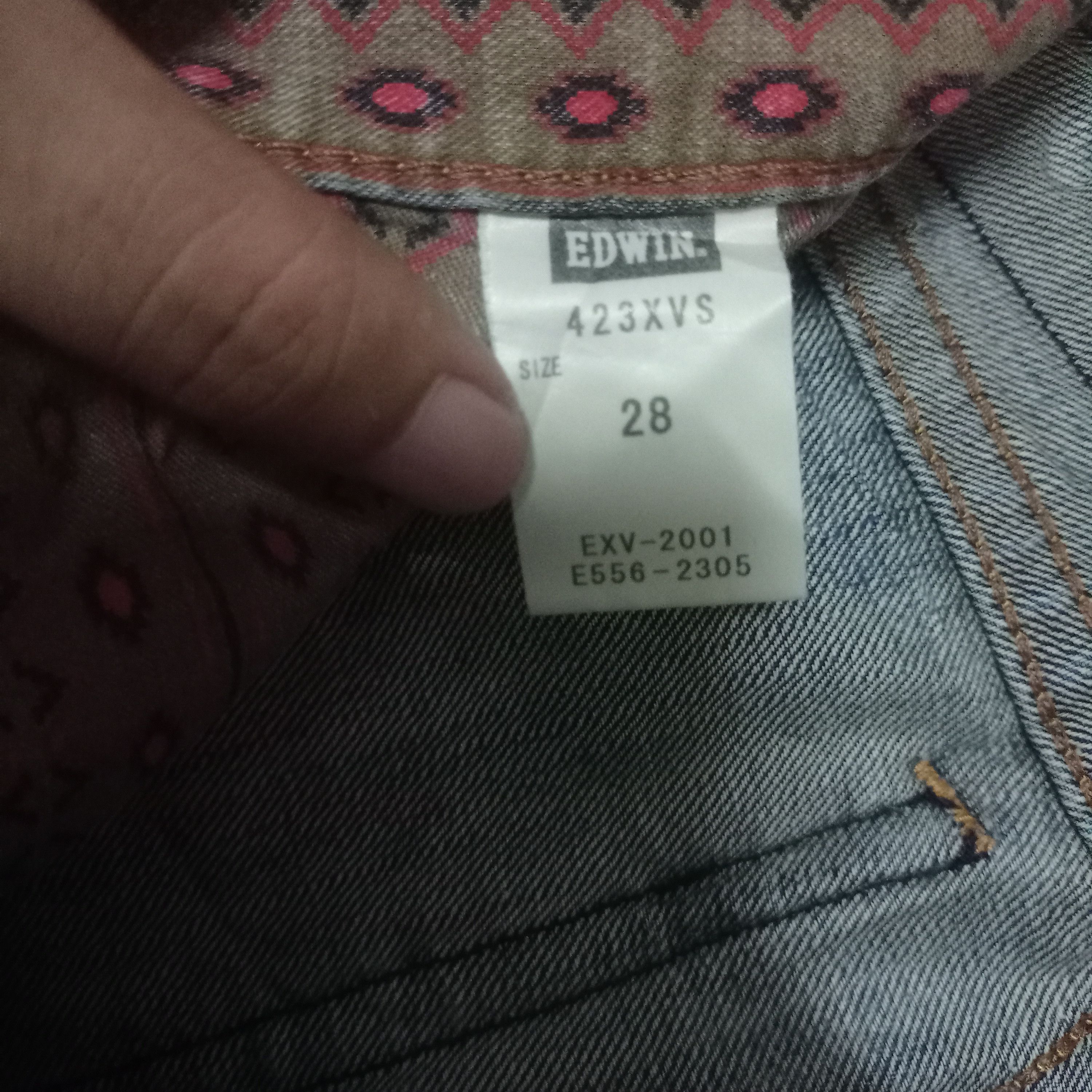 Edwin × Japanese Brand Exclusive Vintage Edwin XV Blue Wash Distressed Jeans 31x30 Size US 31 - 10 Thumbnail