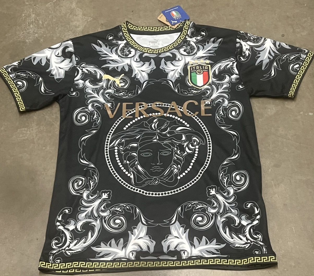 Versace Puma Versace Italy Soccer Jersey size Medium NEW Size US M / EU 48-50 / 2 - 1 Thumbnail