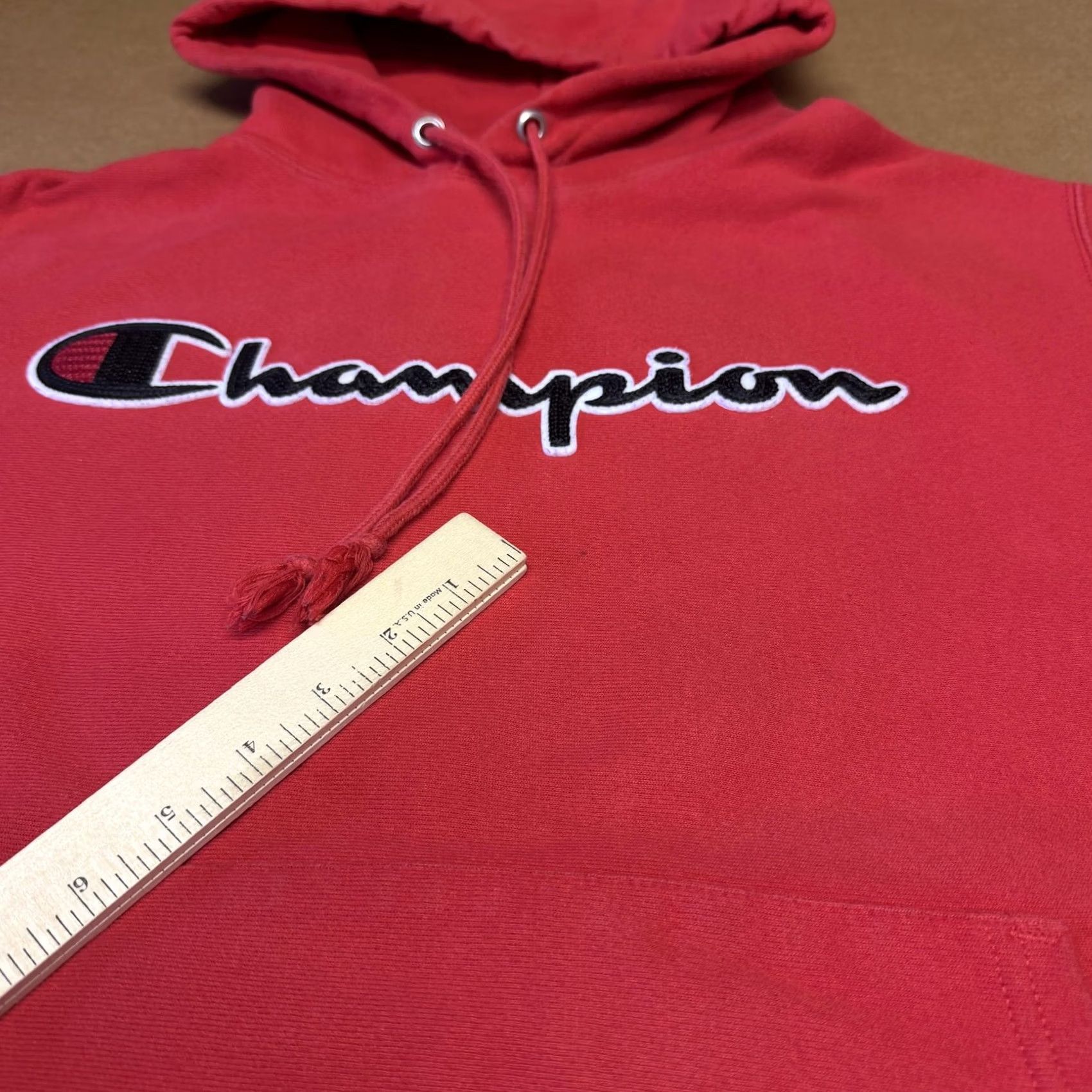 Champion VINTAGE Champion Reverse Weave Hoodie Mens Large Red Pullover Fleece Script Logo Graphic Size US L / EU 52-54 / 3 - 2 Thumbnail