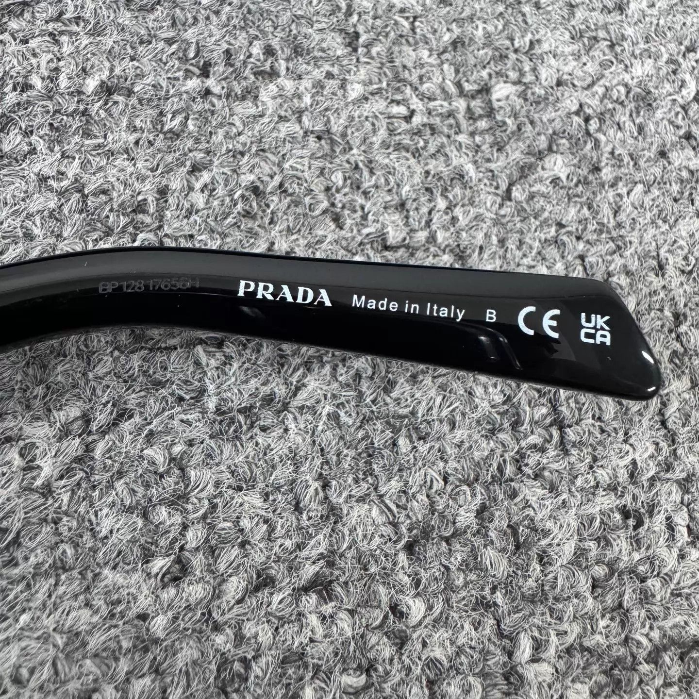 Prada Prada Black Frame Triangle Logo Narrow Sunglasses Size ONE SIZE - 4 Thumbnail