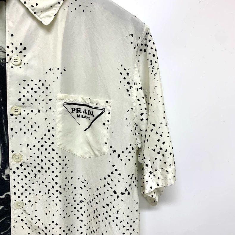 Prada Prada New cardigan short sleeves 2501-Nextarrow Size US S / EU 44-46 / 1 - 5 Thumbnail