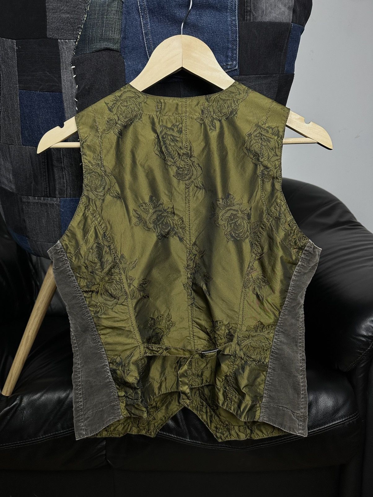 If Six Was Nine y2k froggy green velvet vest with silky back strap Size M / US 6-8 / IT 42-44 - 2 Thumbnail