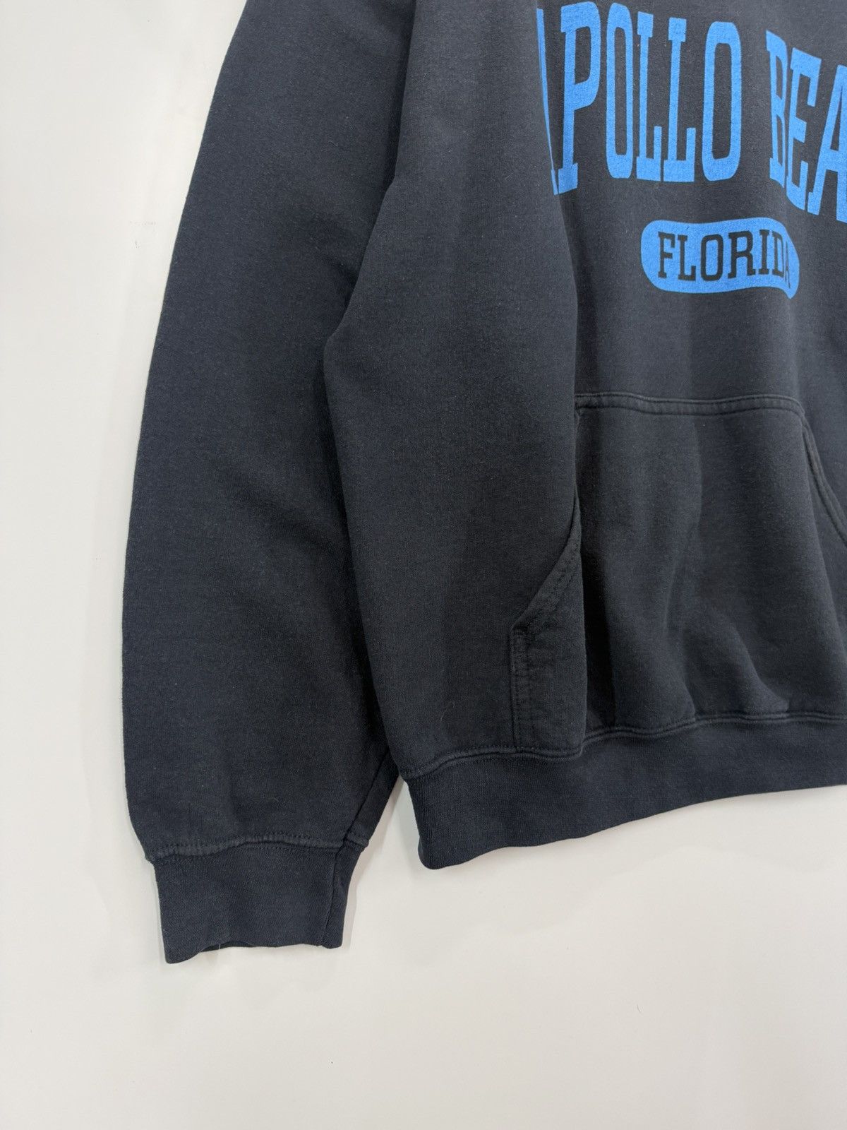 Apollo 🔥 Heavy Blend Sweatshirt Apollo Beach Florida Big Spellout Size US M / EU 48-50 / 2 - 3 Thumbnail