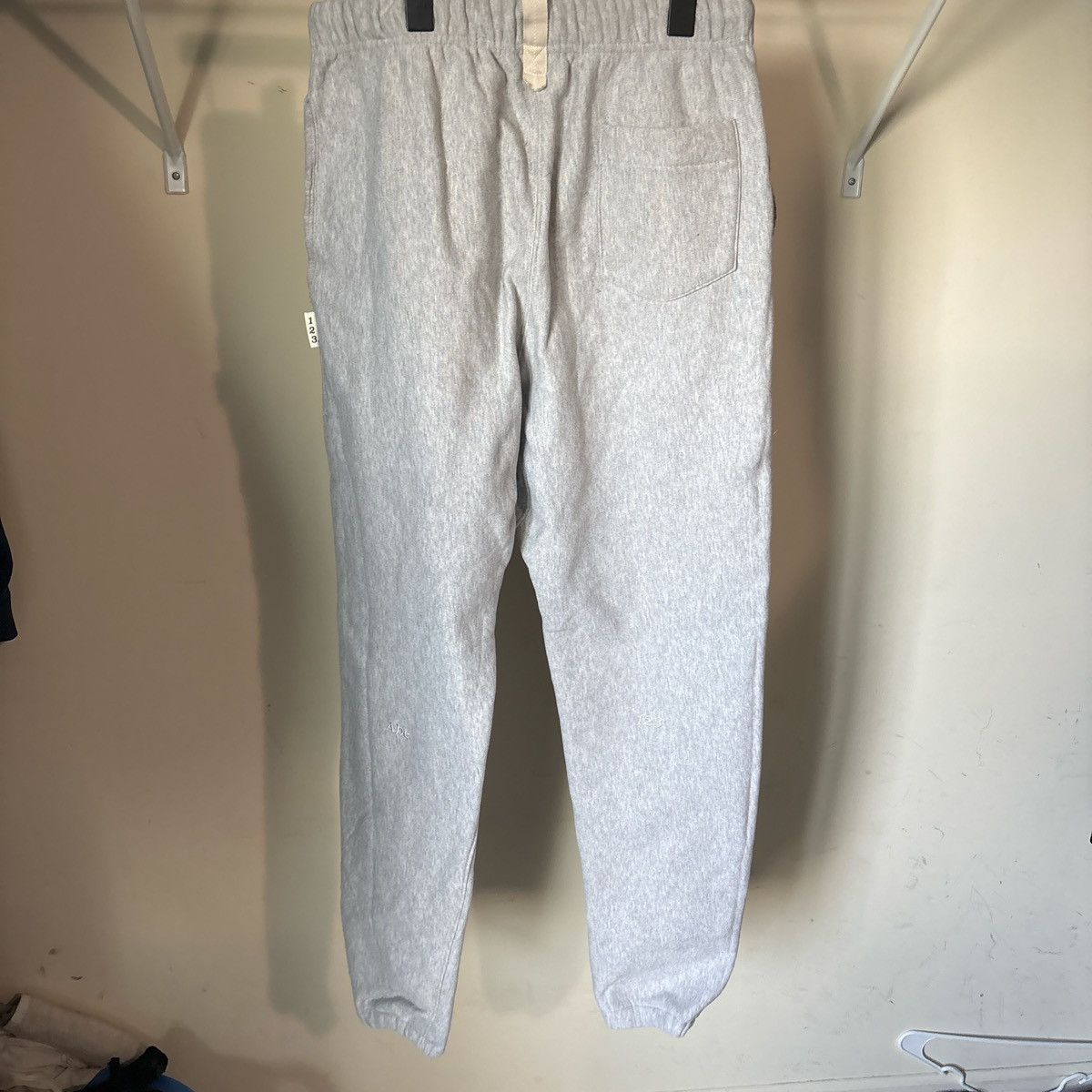 Advisory Board Crystals Advisory Board Crystals embroidery tapered sweatpants Size US 30 / EU 46 - 2 Thumbnail