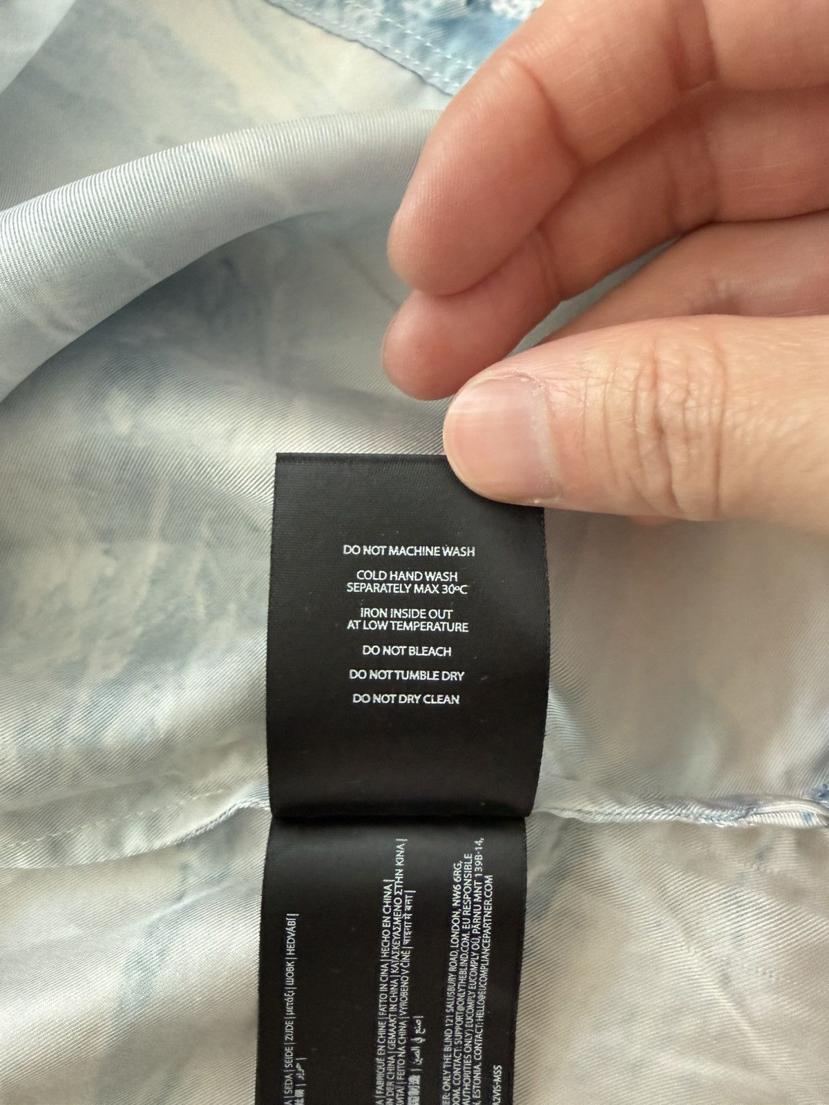 Only The Blind Only the Blind Sea Wave Silk Shirt Size US M / EU 48-50 / 2 - 8 Thumbnail