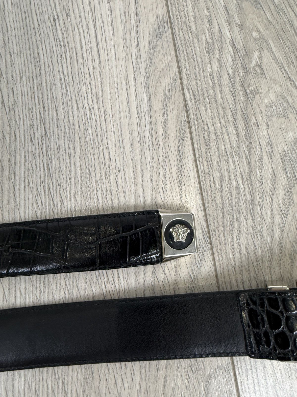 Versace Versace Vintage Medusa Leather belt Size ONE SIZE - 6 Thumbnail