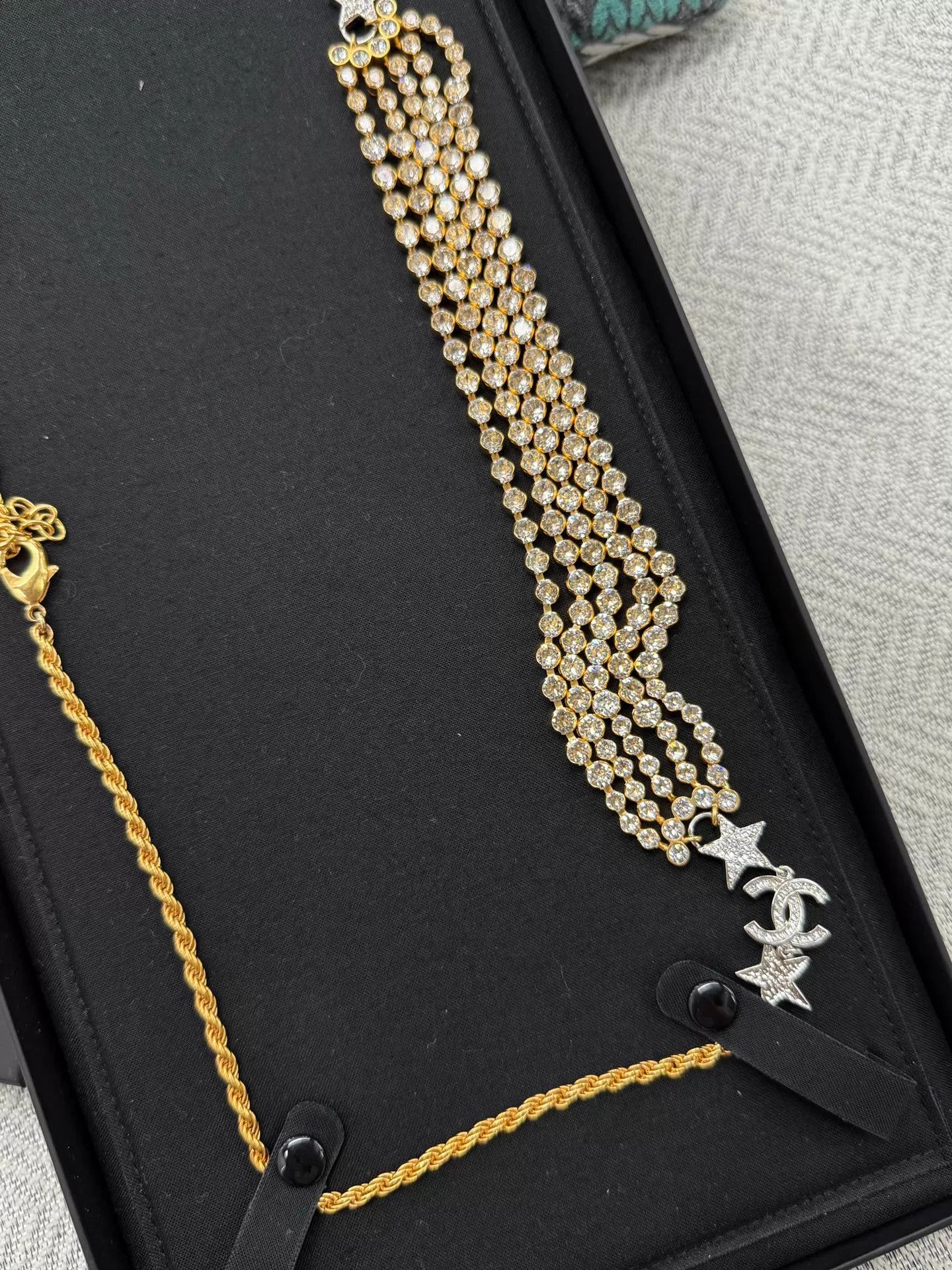 Chanel Chanel Gold Star Rhinestone Belt/Necklace New w/Box Size ONE SIZE - 5 Thumbnail