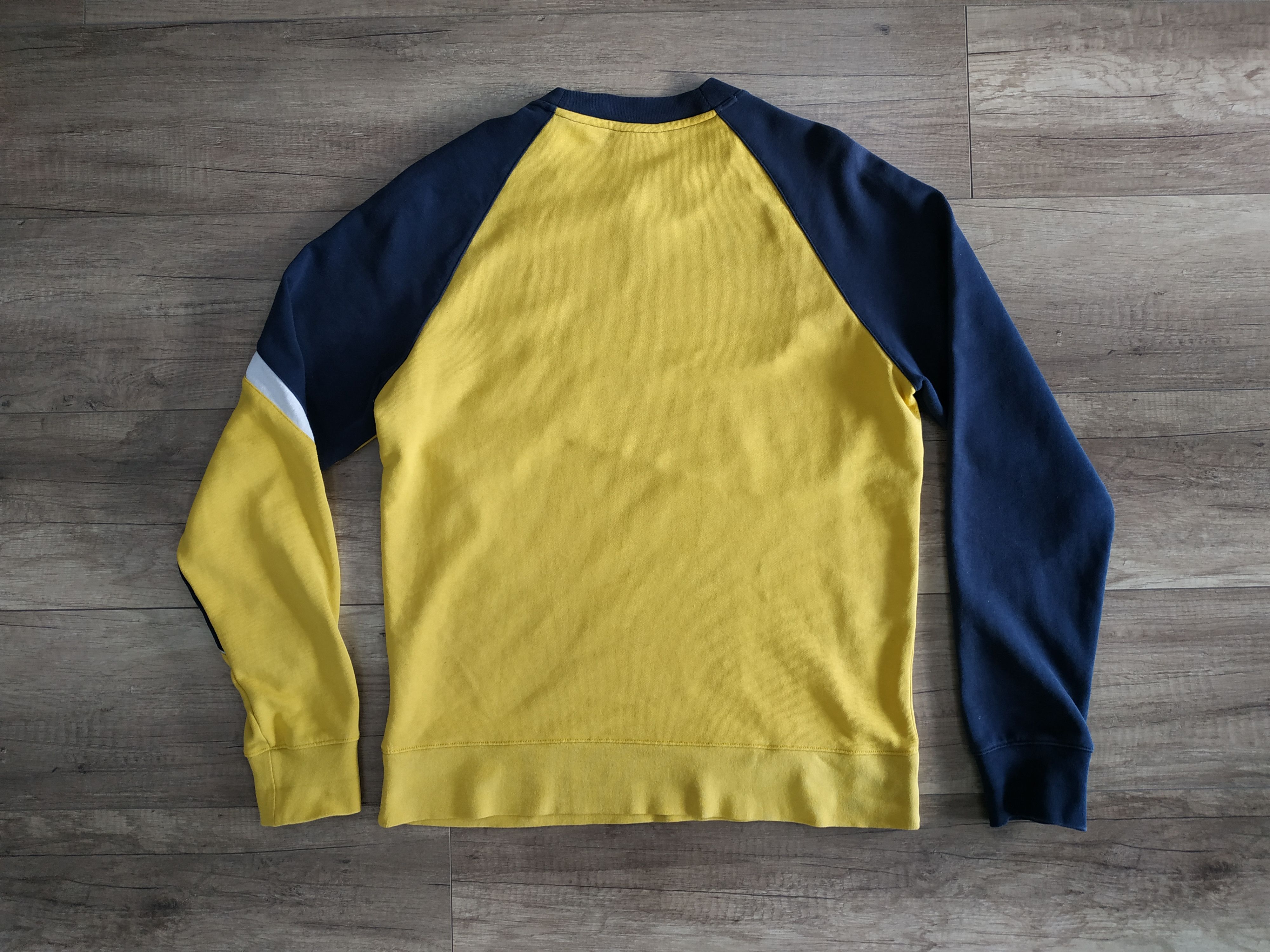Nike NIKE Sportswear Men's Swoosh Logo Sweatshirt, s. MEDIUM Size US M / EU 48-50 / 2 - 6 Thumbnail