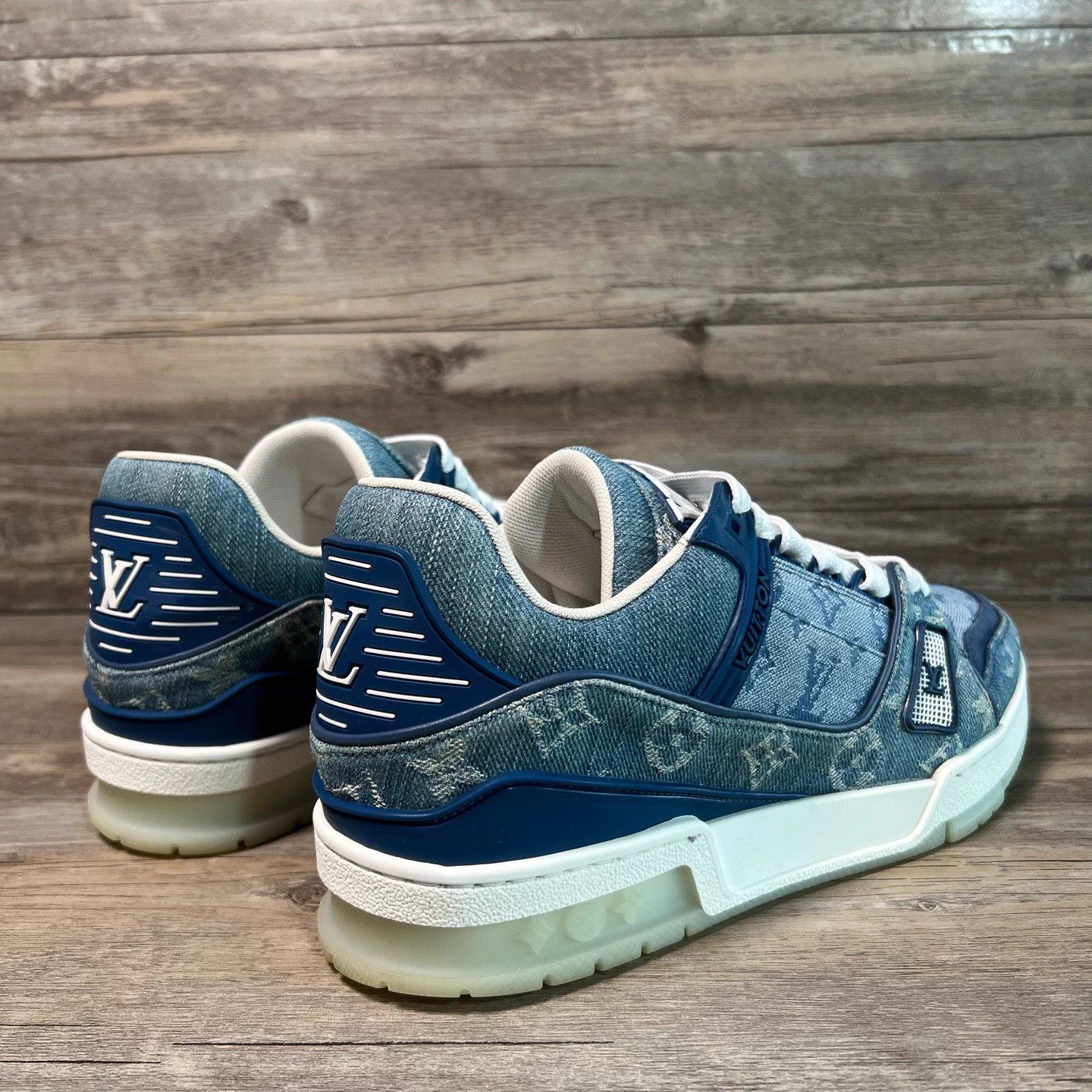 Louis Vuitton LV trainer Louis VUITTON low top sneakers Size US 7.5 / EU 40-41 - 3 Thumbnail