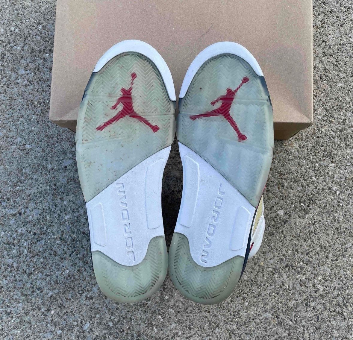 Jordan Brand Size 12-Jordan 5 Independence Day 2011 No Box Lightly Worn Size US 12 / EU 45 - 5 Thumbnail