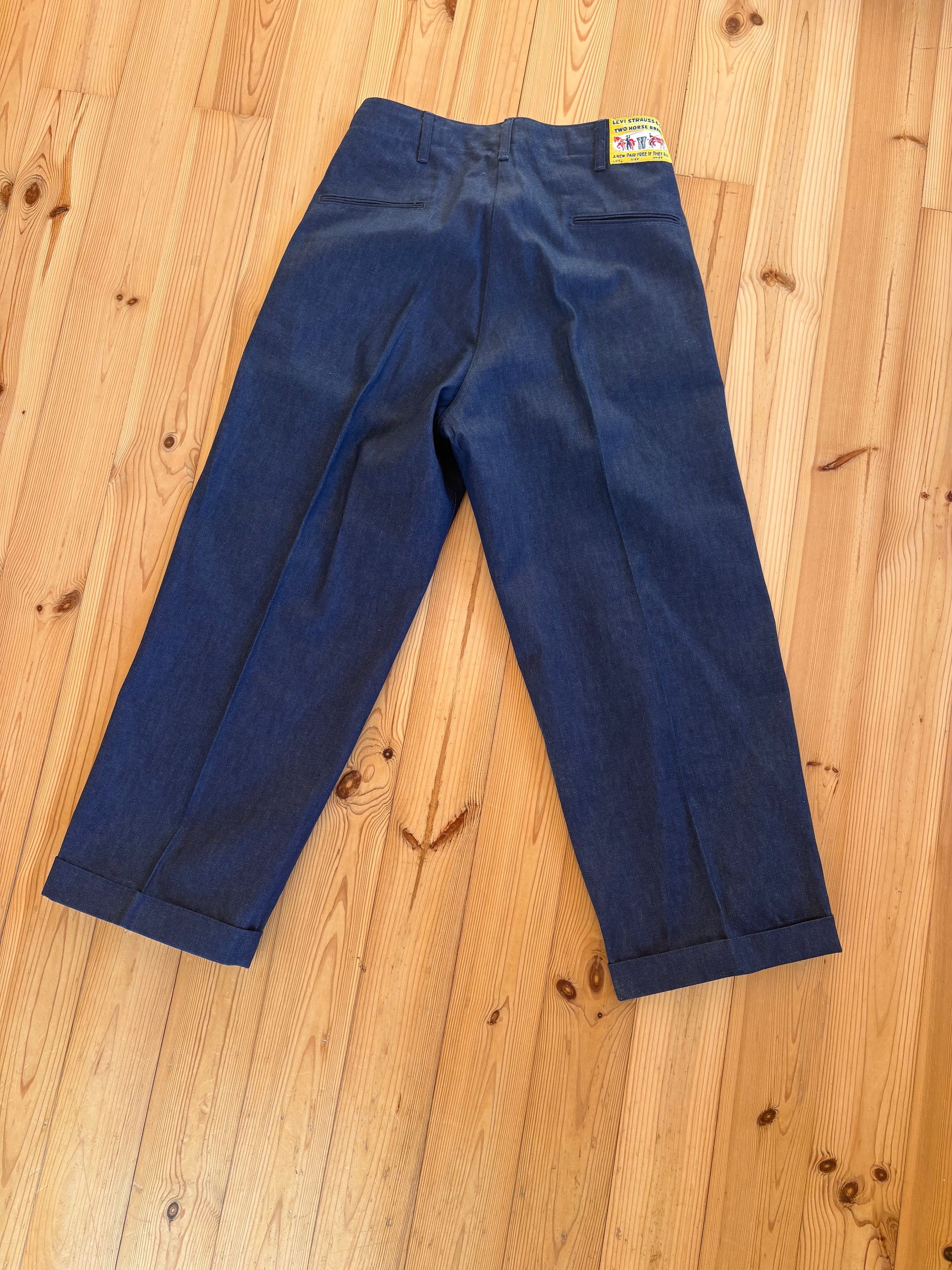 Levi's Vintage Clothing NWOT LVC 1920’s Balloon 31 Raw 2015 version denim jeans Size US 31 - 3 Thumbnail