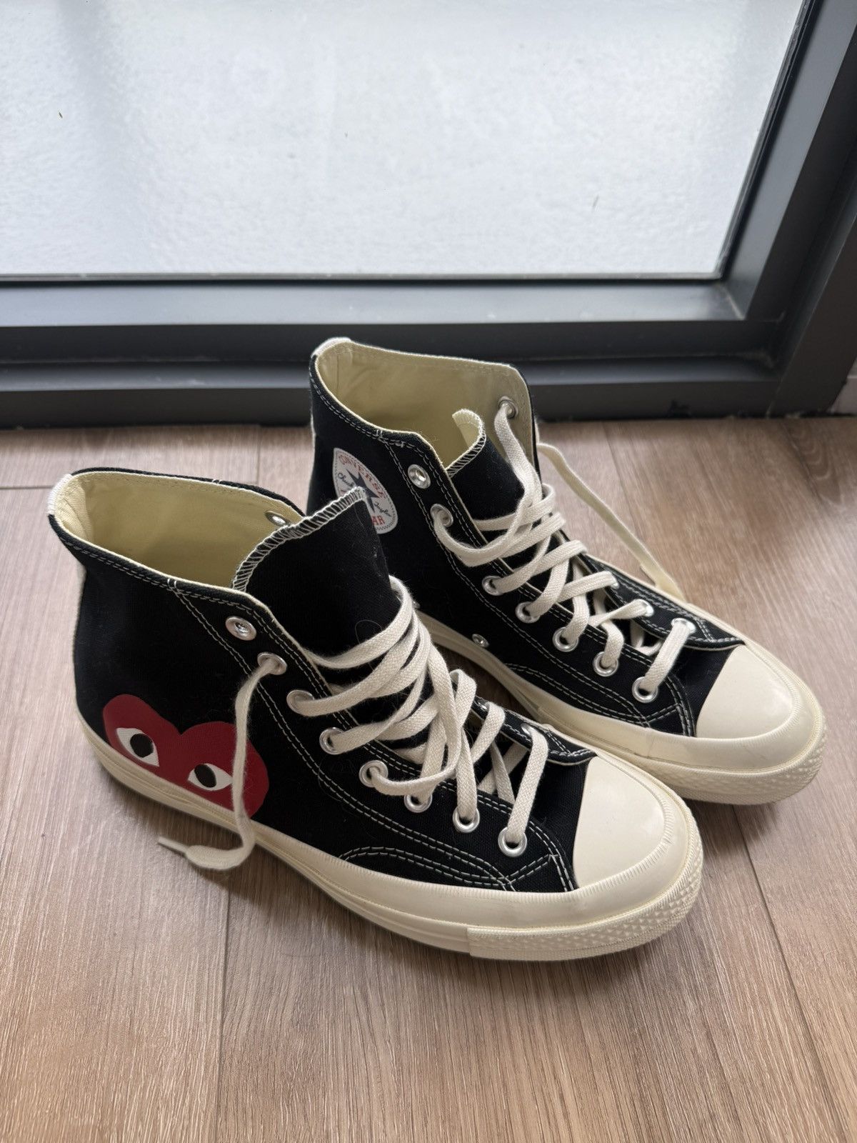 Comme des Garcons PLAY × Converse Women's Chuck Taylor All Star Peek-A-Boo High-Top Sneakers Size US 9 / IT 39 - 2 Thumbnail