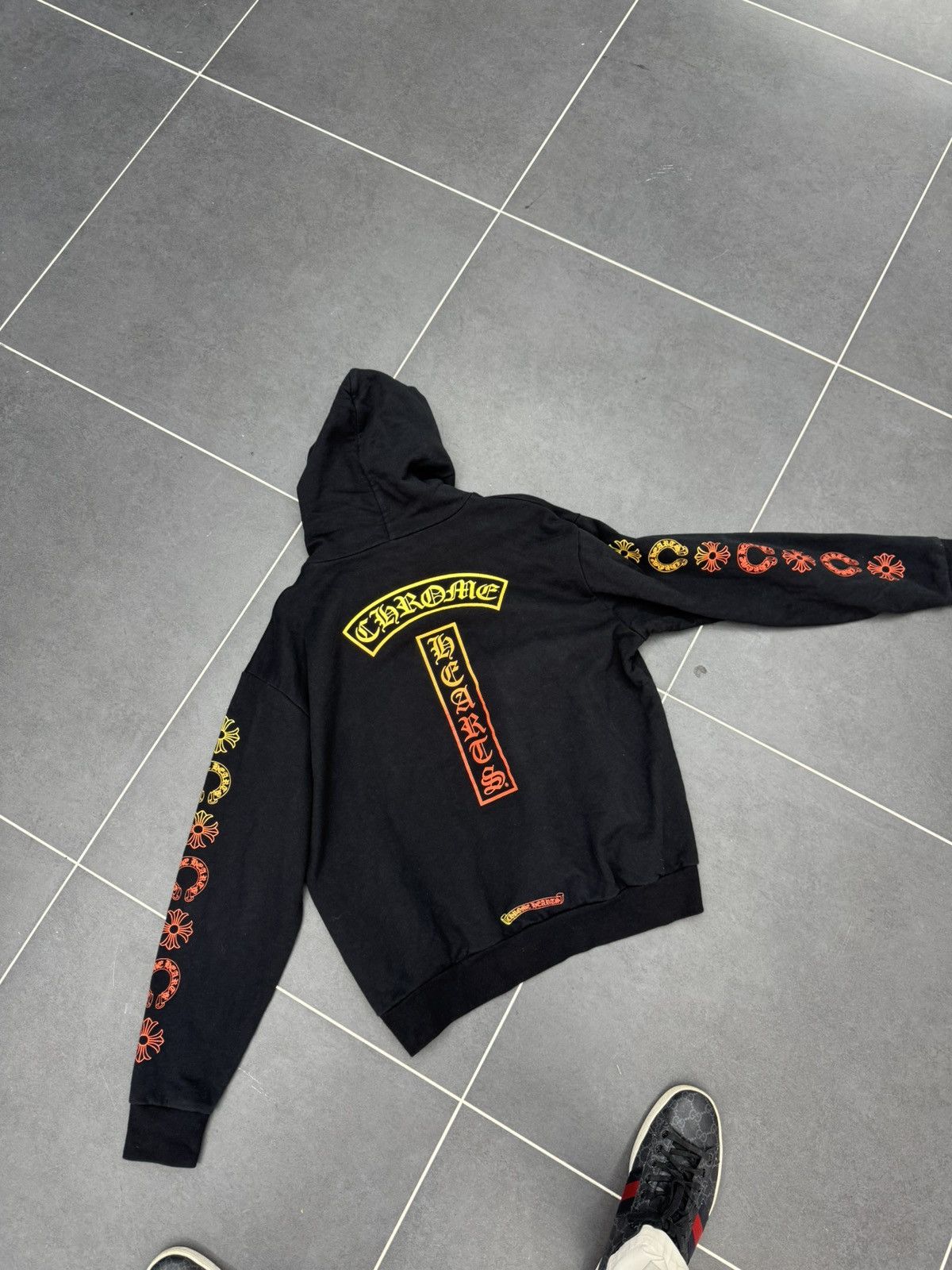 Chrome Hearts Chrome hearts gradient Logo pull over hoodie Size US L / EU 52-54 / 3 - 1 Thumbnail