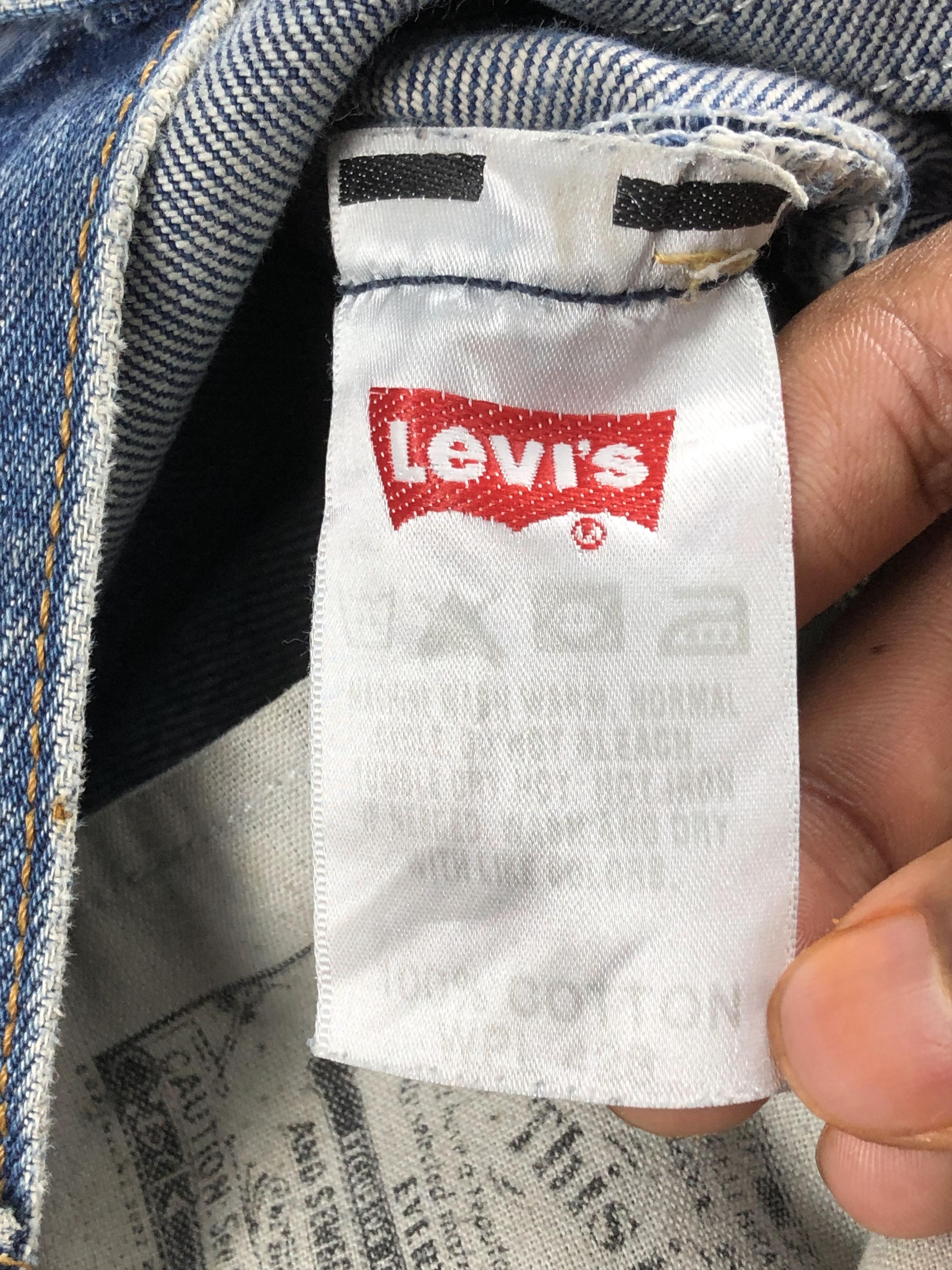 Levi's × Vintage Vintage Levis 501 Faded Blue Jeans DP2286 Size US 37 - 6 Thumbnail