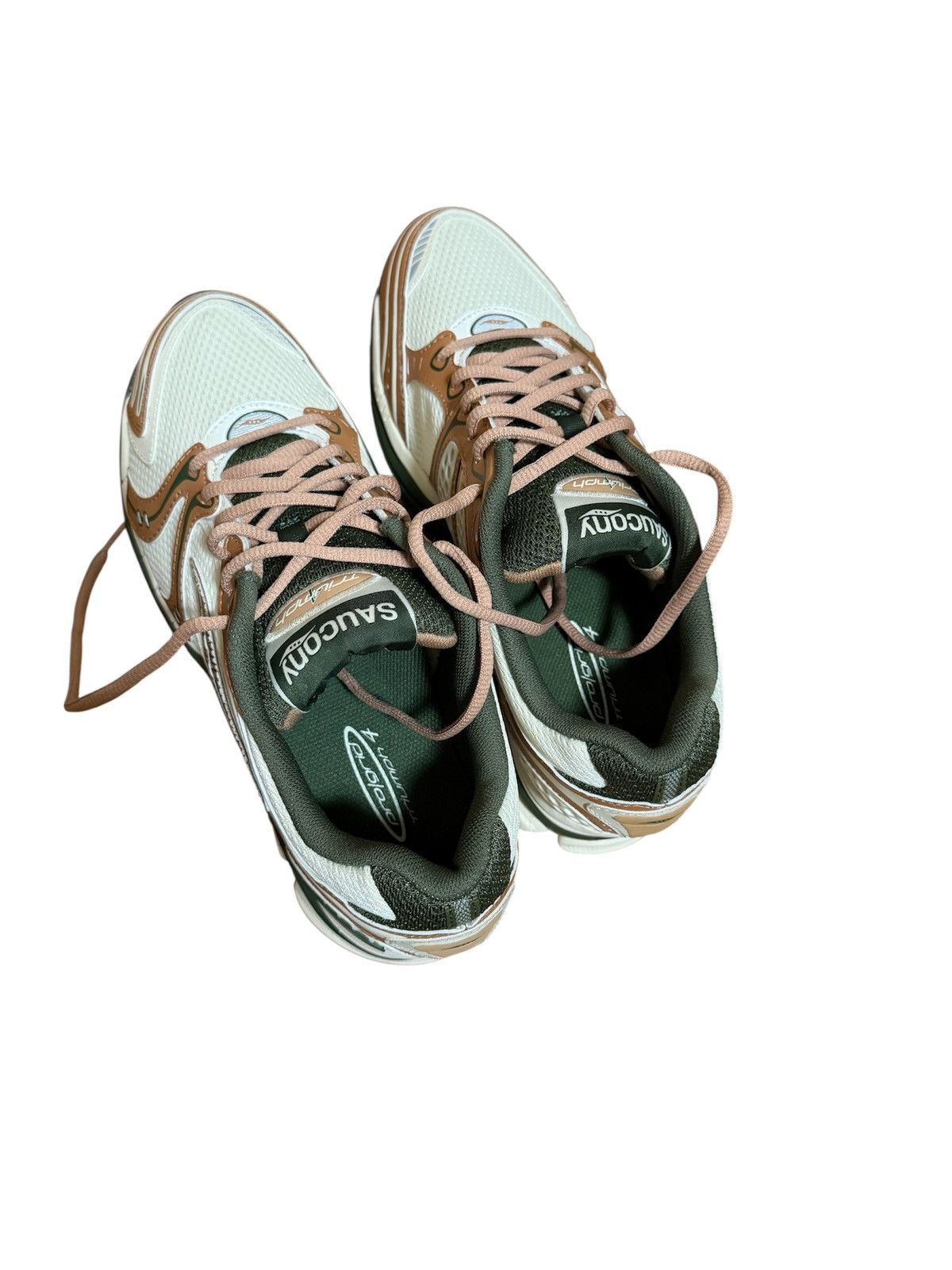 Saucony 🔥Saucony & Friends Progrid Triumph 4 Cream Doe sneakers Size US 9 / EU 42 - 10 Thumbnail