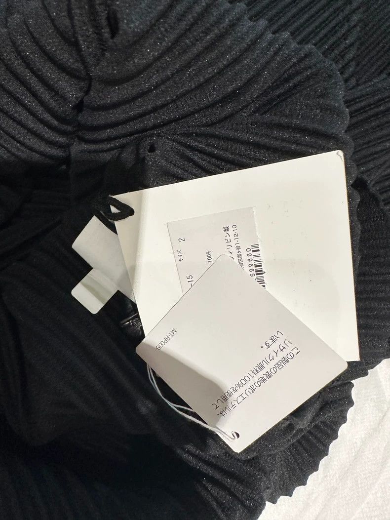 Issey Miyake issey miyake Men's black vest 2505-Nextarrow Size US M / EU 48-50 / 2 - 5 Thumbnail