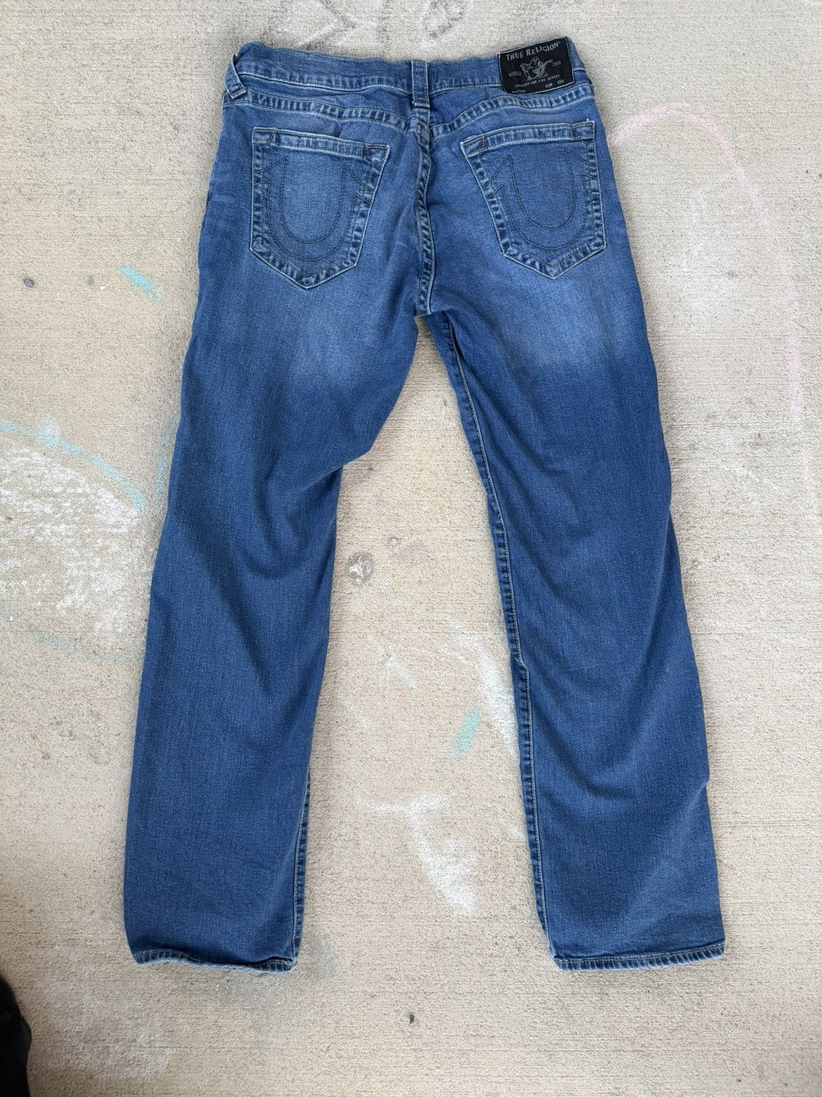 True Religion True Religion Ricky Straight Relaxed Distressed Denim Size US 34 / EU 50 - 2 Thumbnail