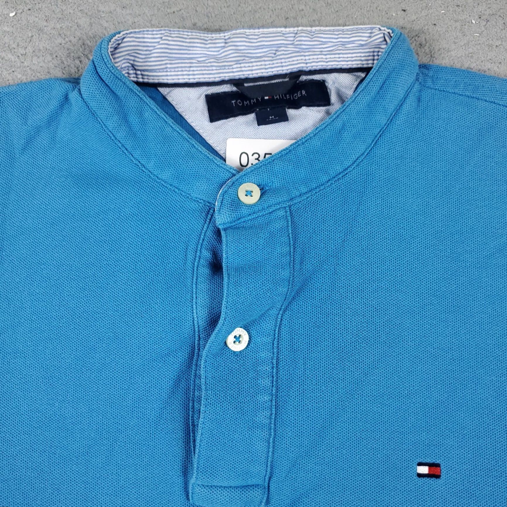 Tommy Hilfiger VINTAGE Tommy Hilfiger Polo Shirt Men Medium Blue Polo Short Sleeve Casual Button Collar Logo US Flag Theme 90s? Size US M / EU 48-50 / 2 - 3 Thumbnail